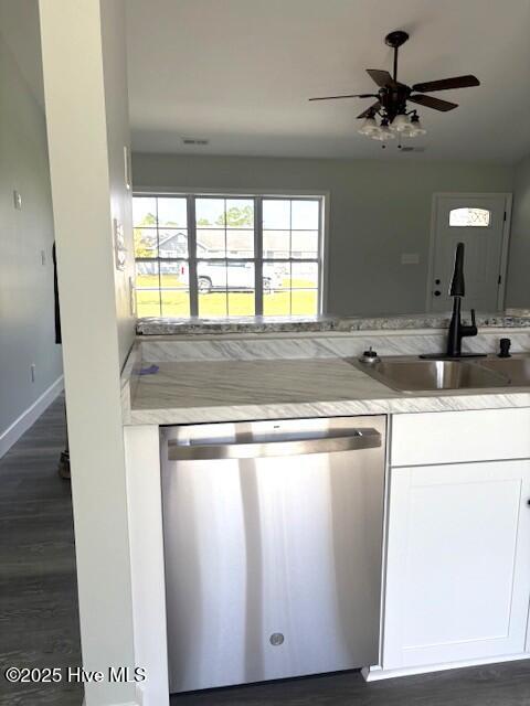 100530807 | Photo 31