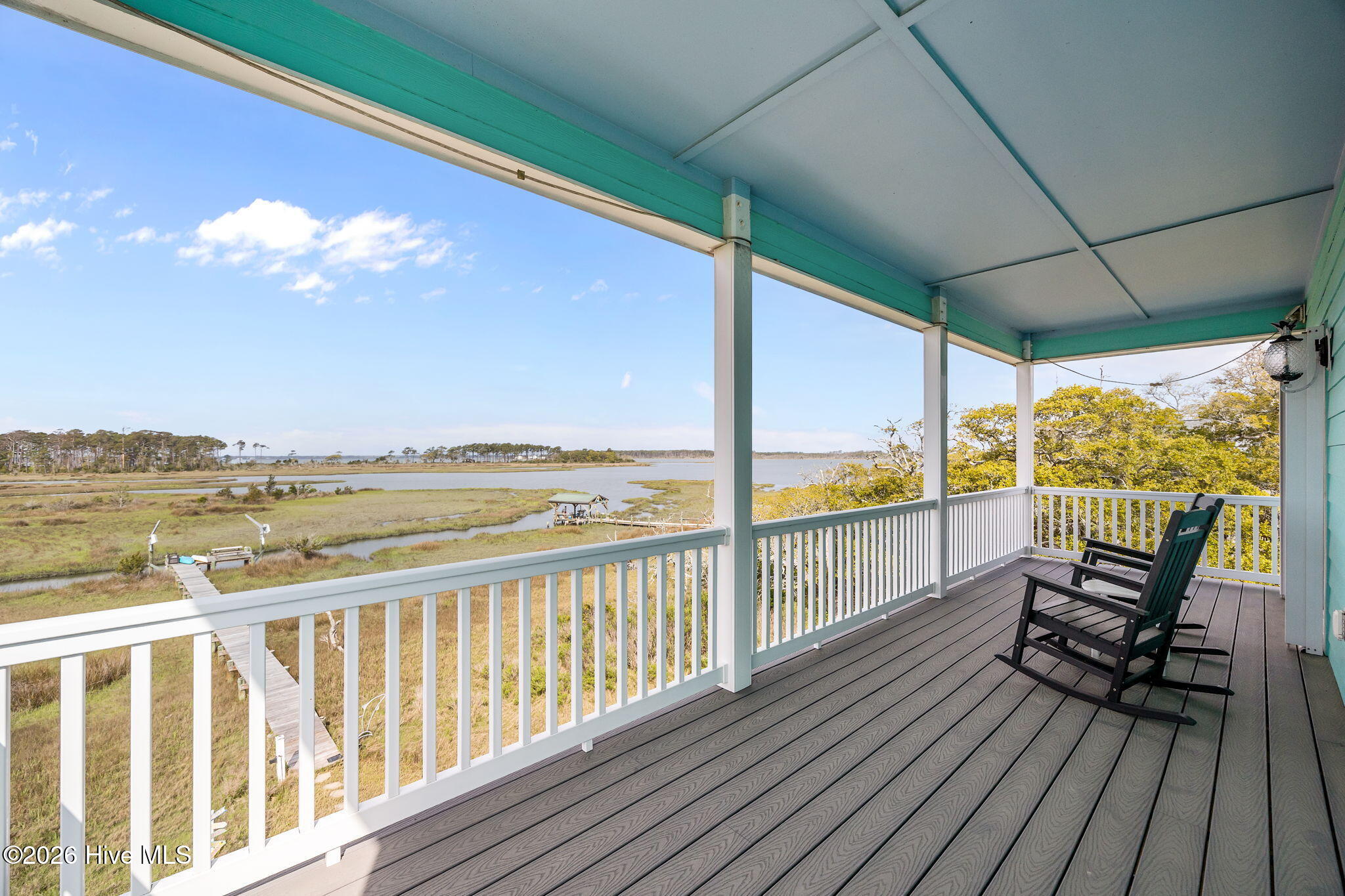 11-web-or-mls-135 Jade St 011