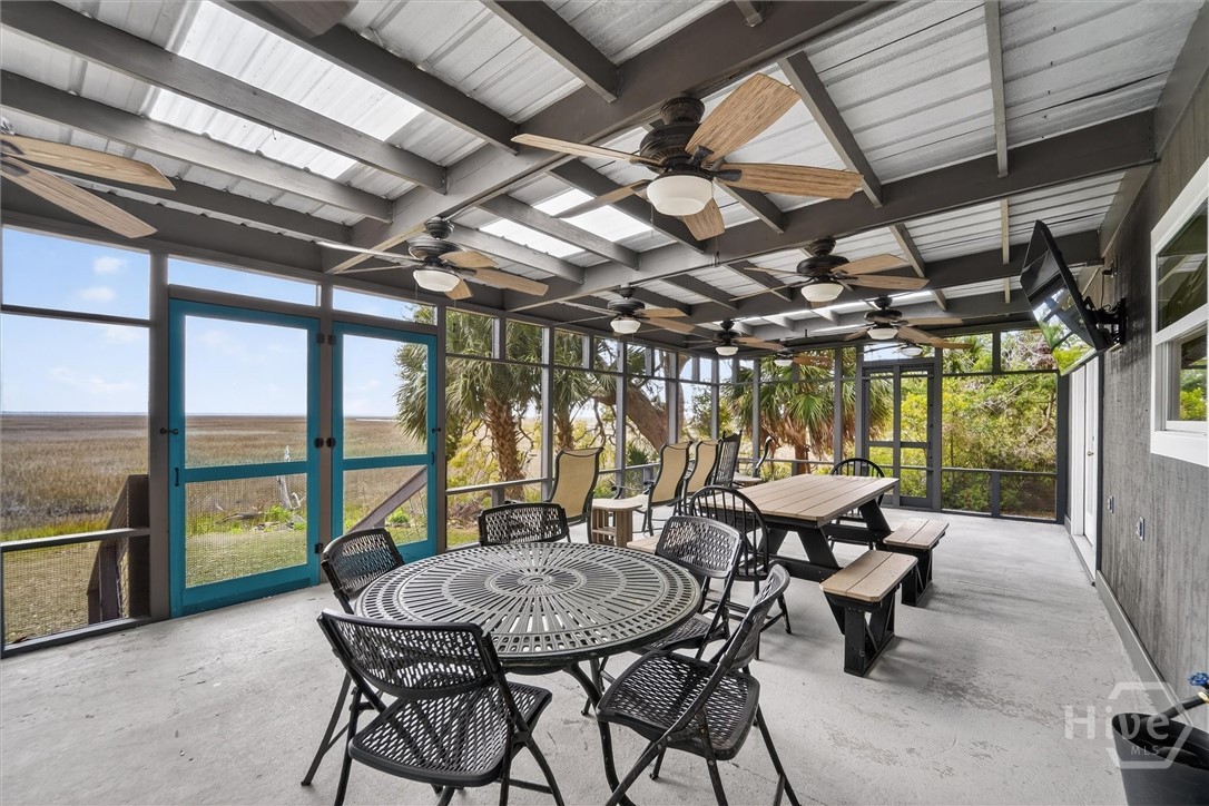 Massive screened porch with million-dollar views!