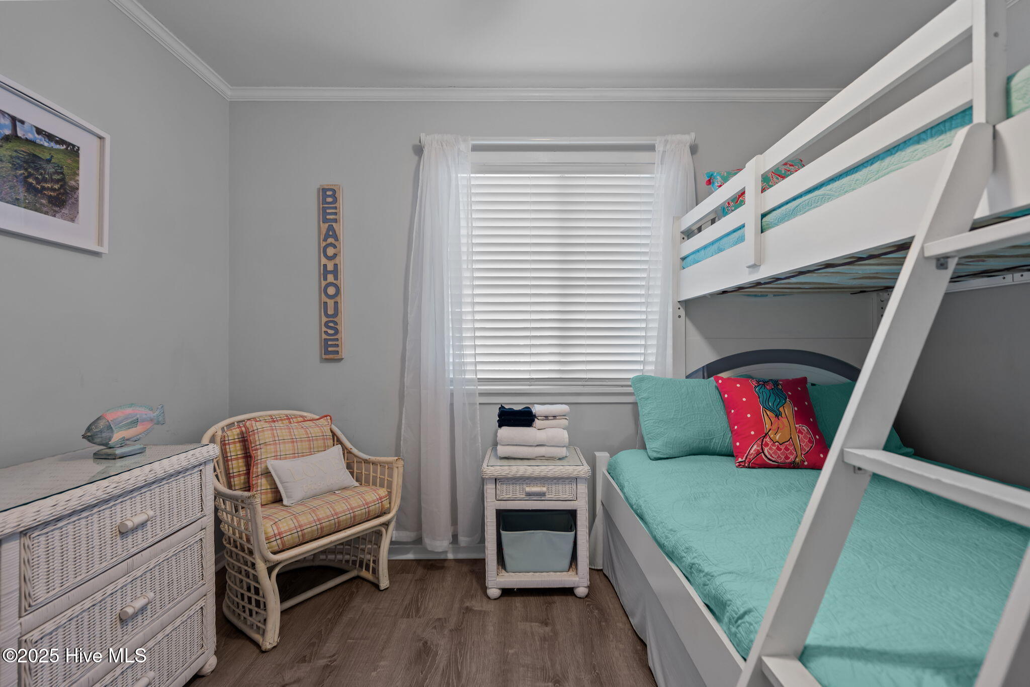 100546159 | Photo 11