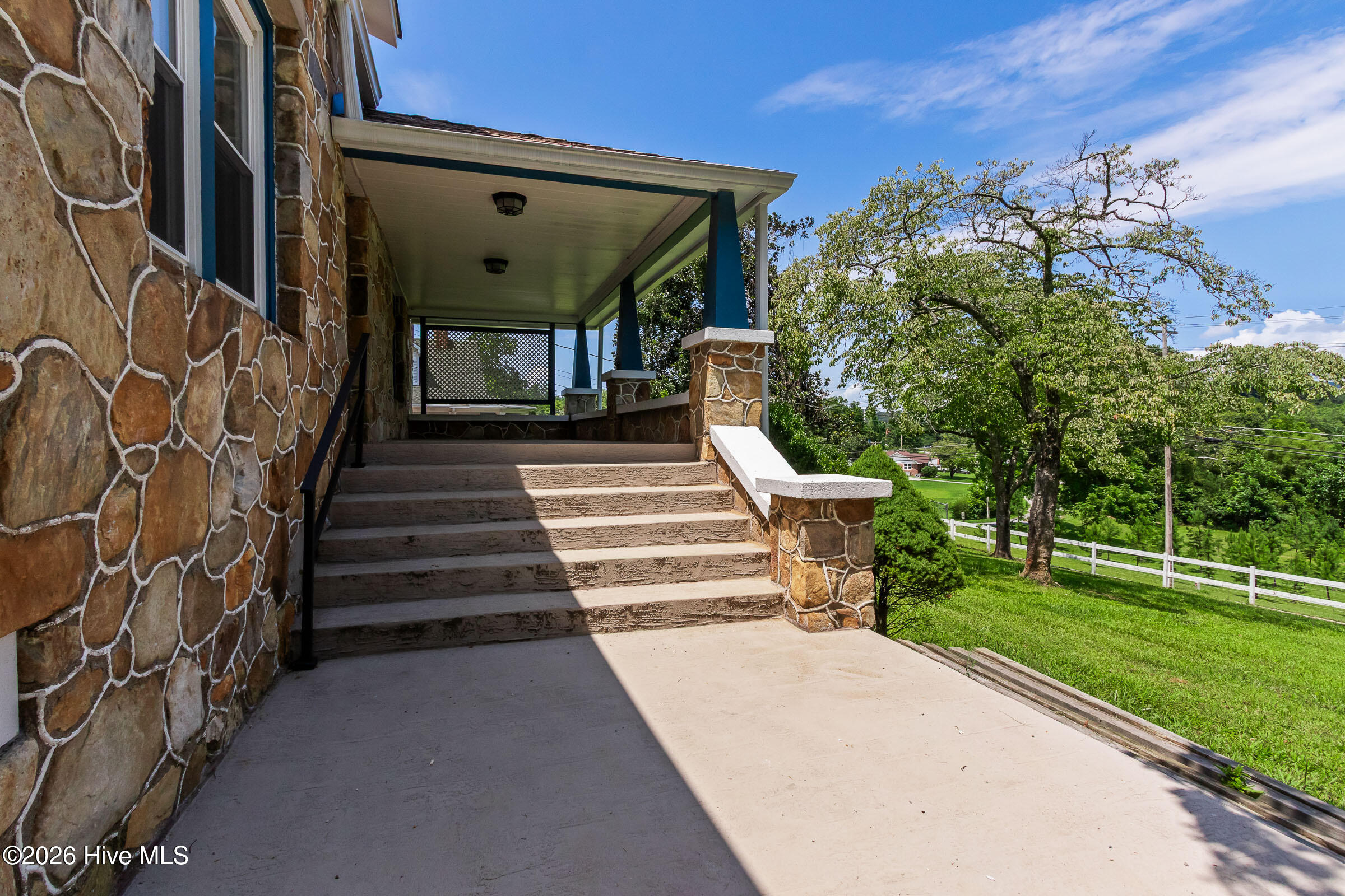 5th image of 952 Hiwassee St, Murphy, NC 28906 | MLS# 100596532