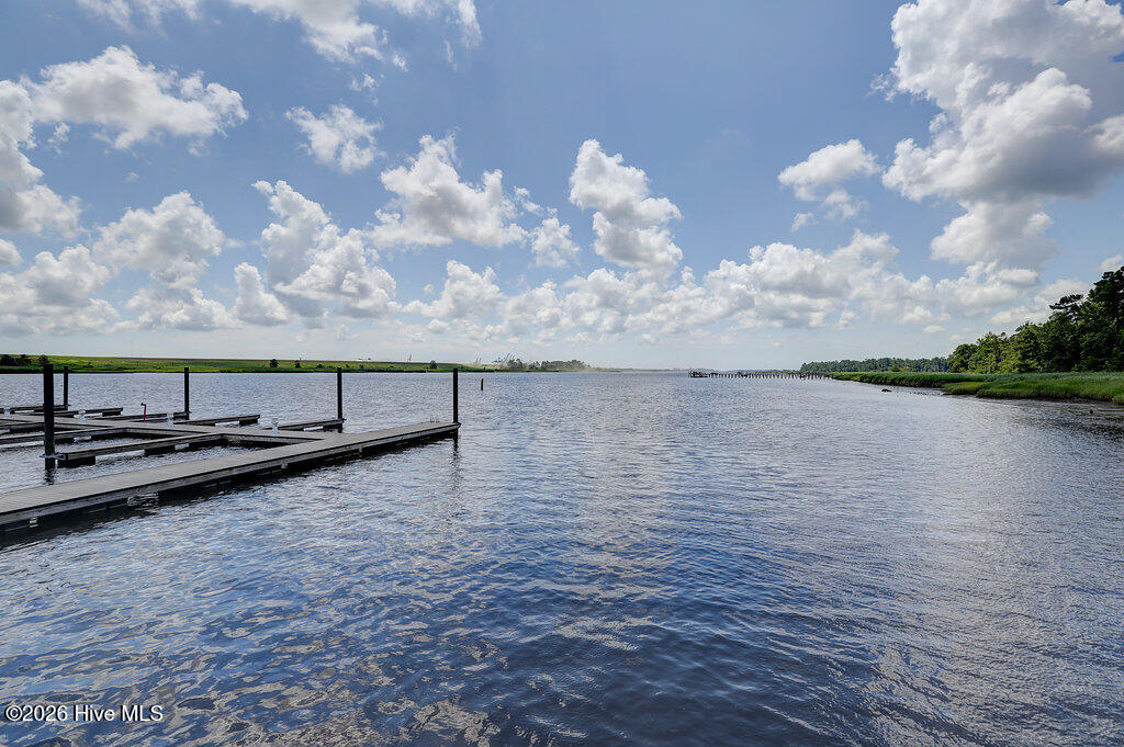 100553191 | Photo 44