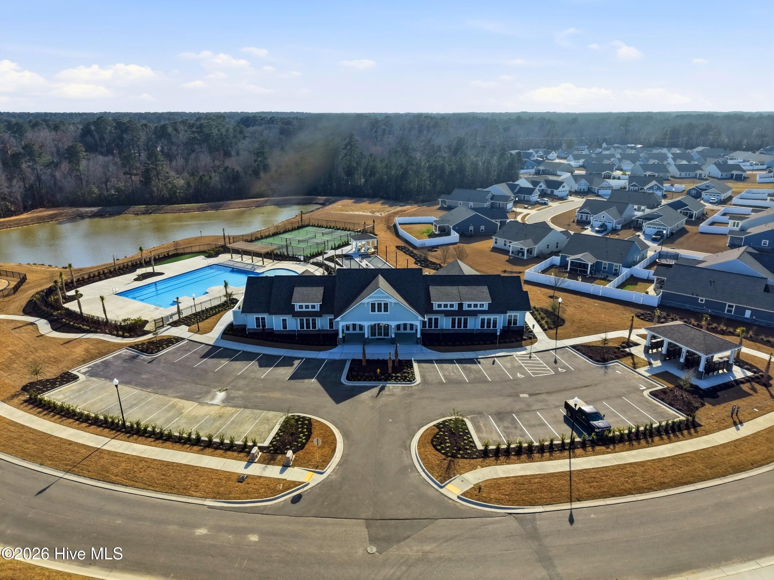 100559219 | Photo 29