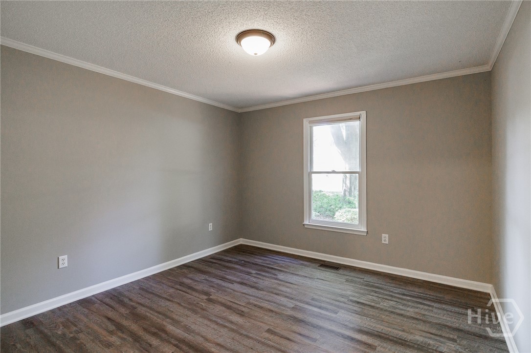 1220 Twelve Oaks Circle