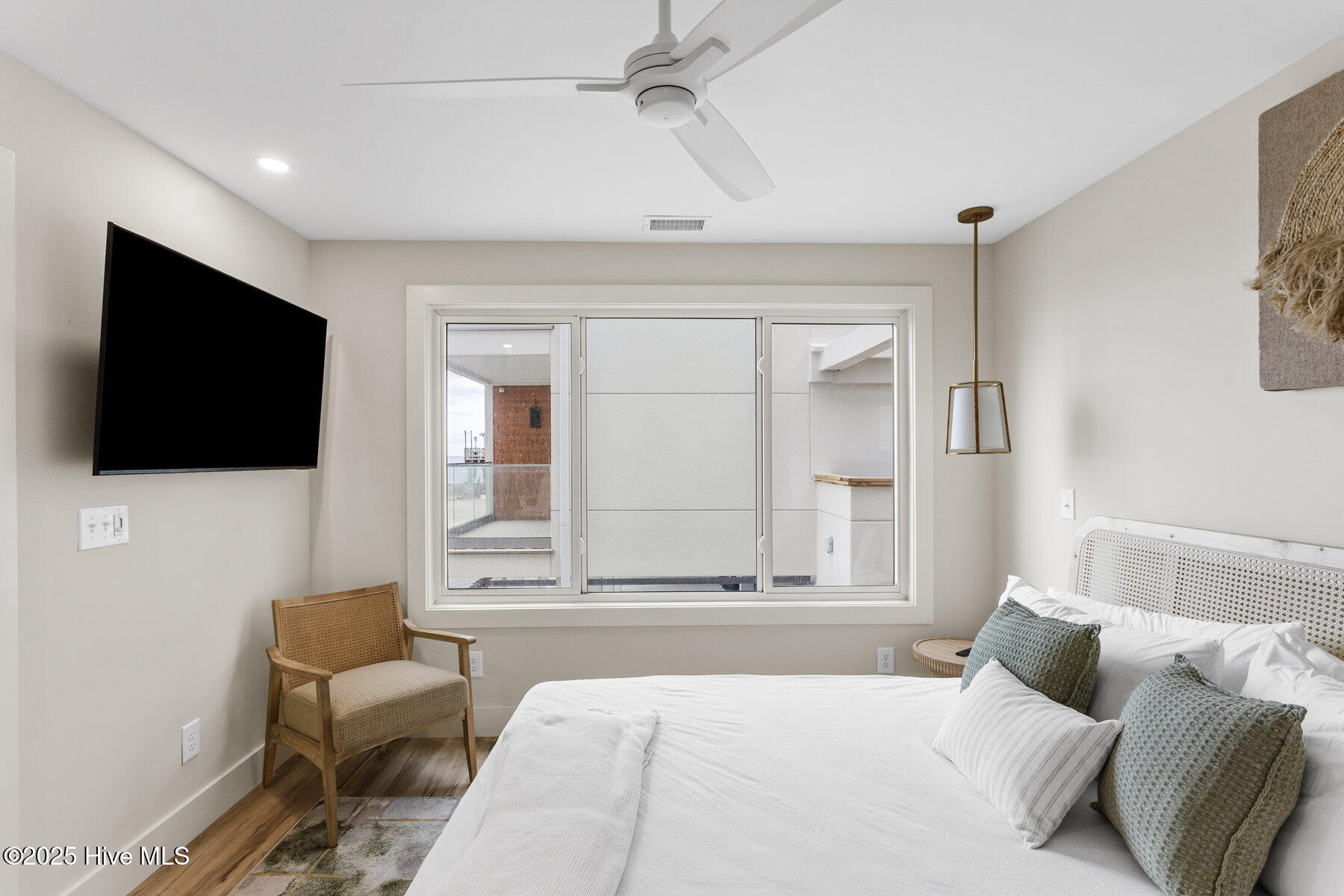 1800 Canal Drive 107, Carolina Beach, NC 28428 – photo 19: 100_1800_canal_dr_unit_107-16_707