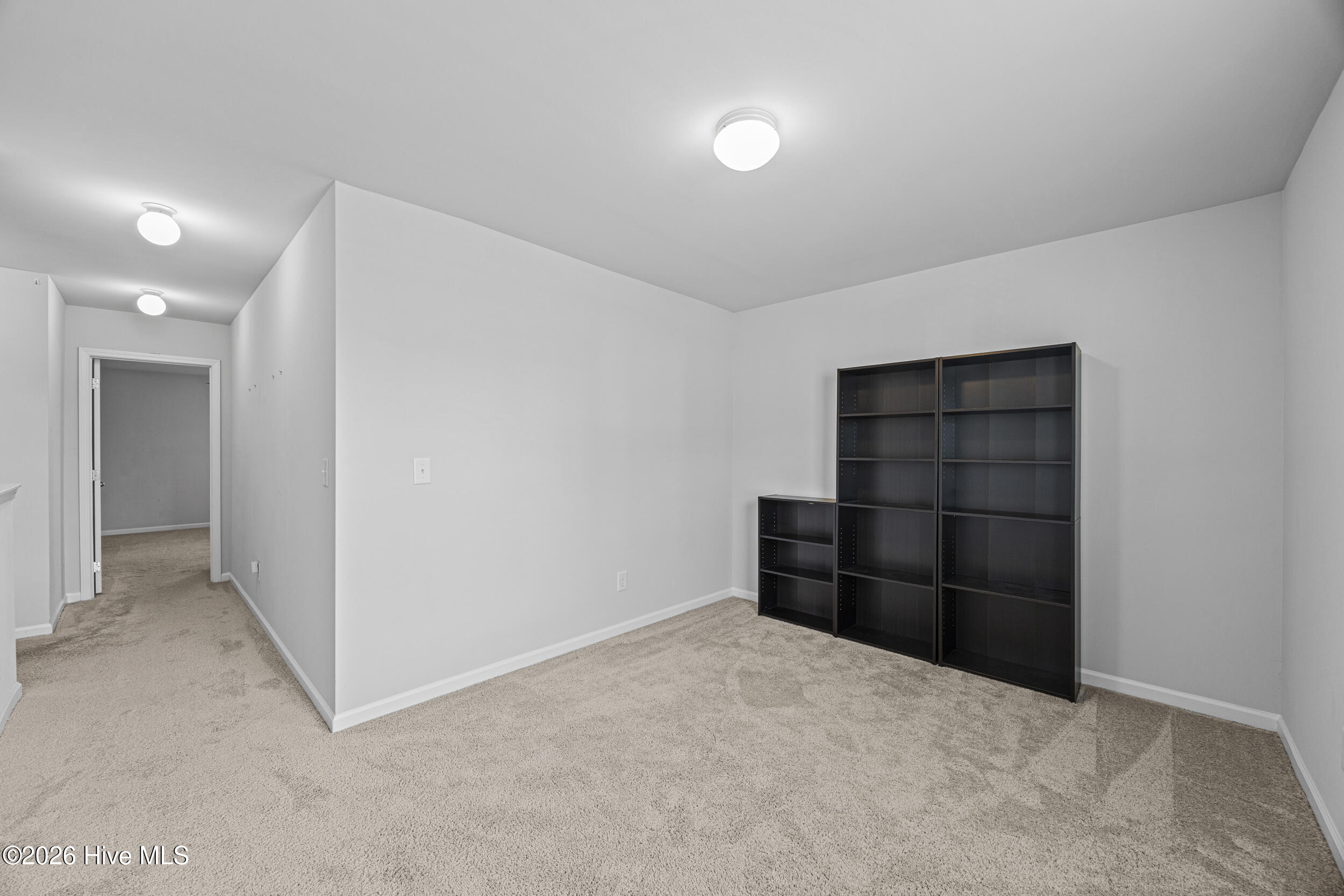 100557017 | Photo 26