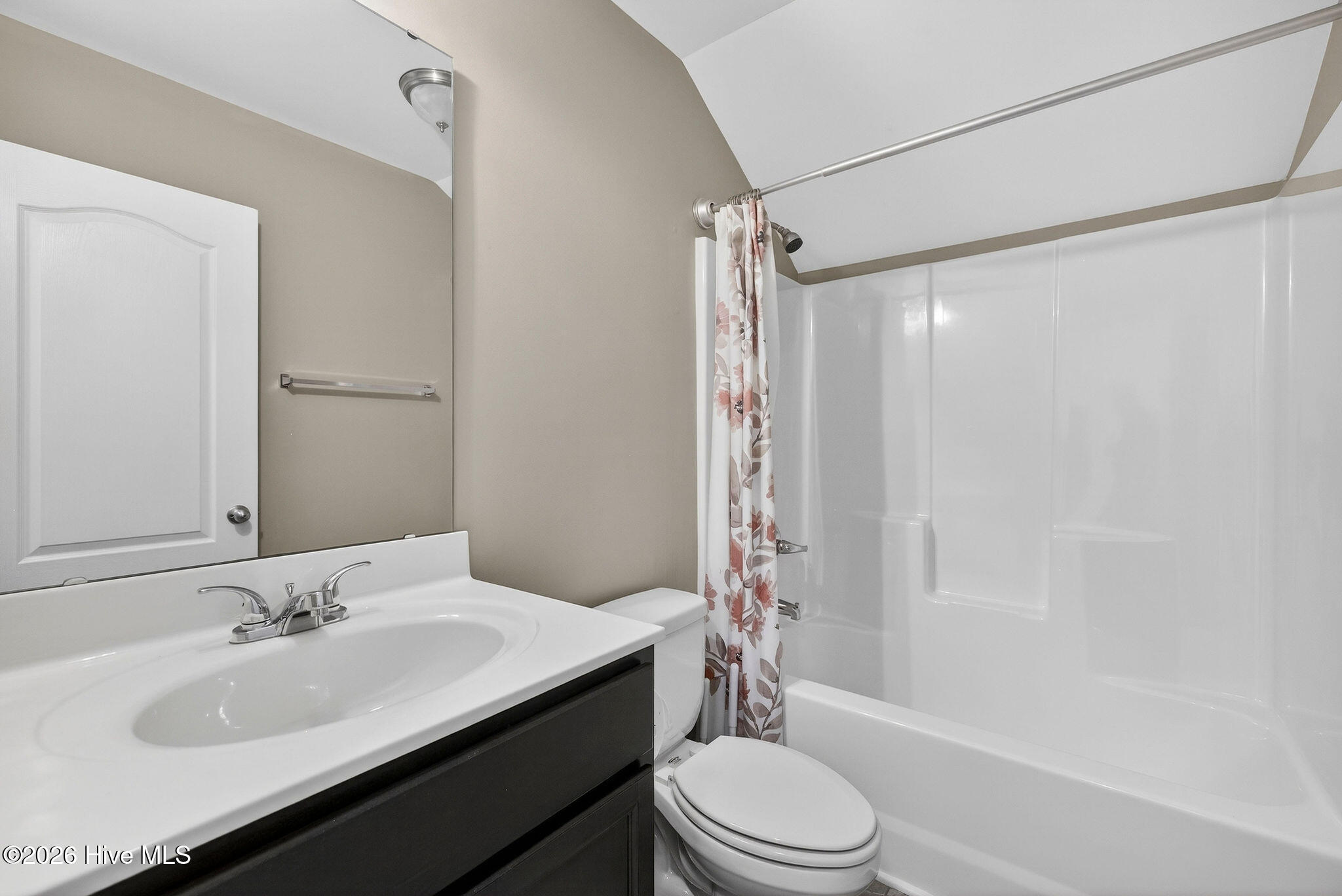 100564802 | Photo 39