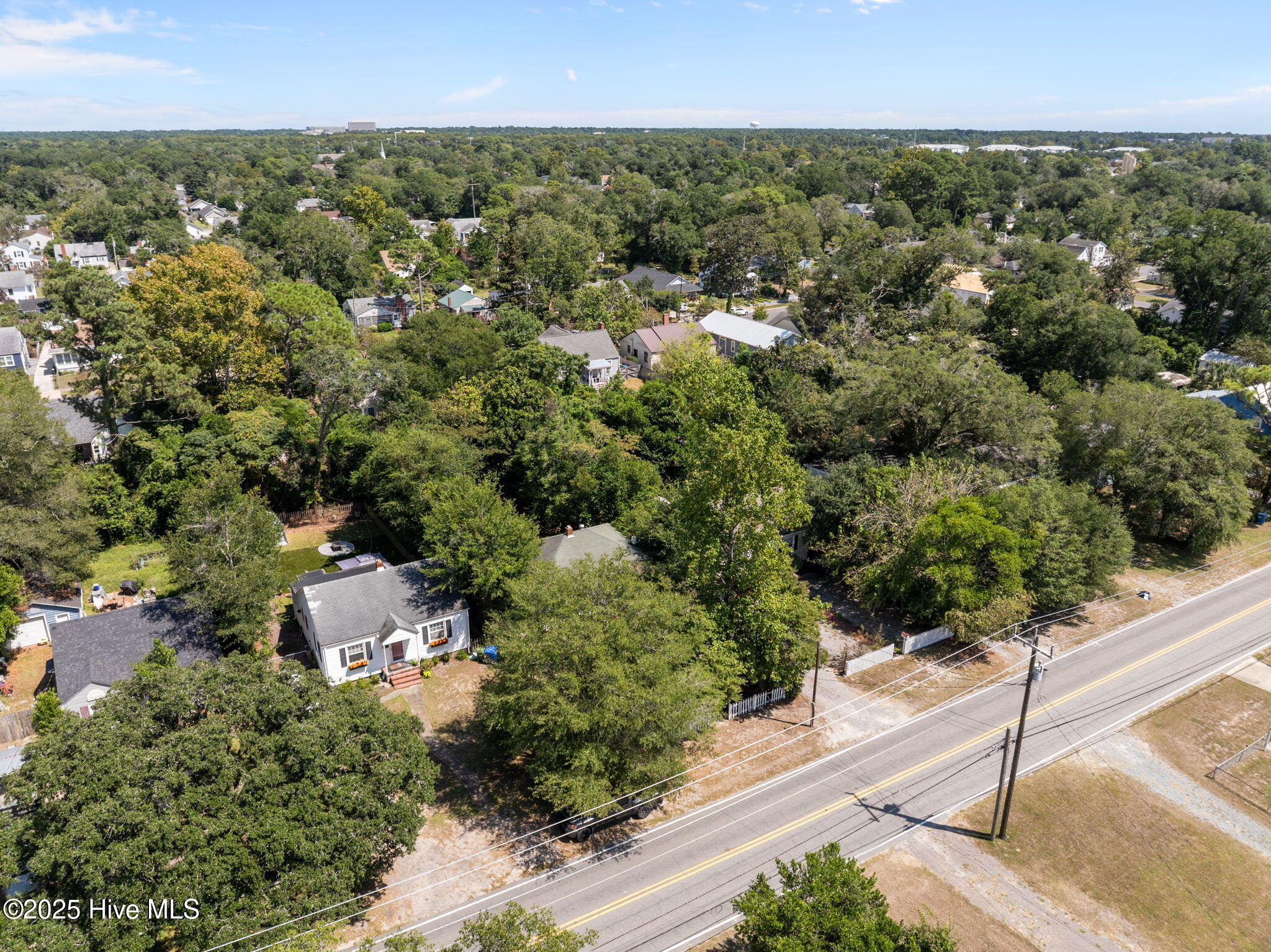 2061 Burnett Boulevard, Wilmington, NC 28401 – photo 15: 15-web-or-mls-DJI_20250905111522_0460_D