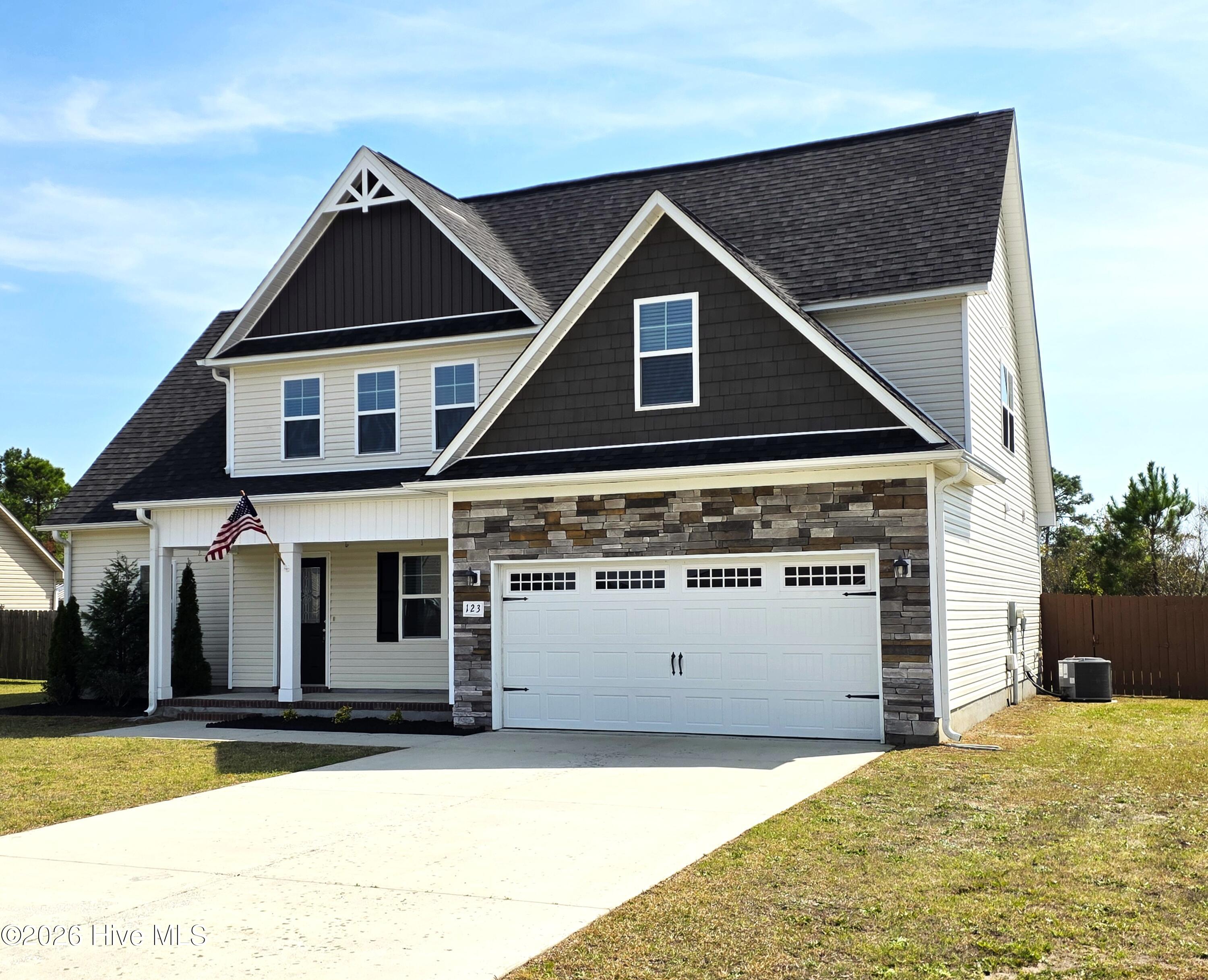 Homes for sale in Hubert, NC | 123 Sonia Dr, Hubert, NC 28539 | MLS# 100527843