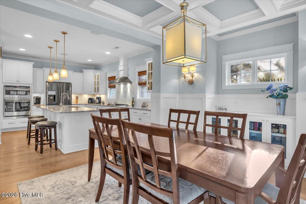 100552702 | Photo 17