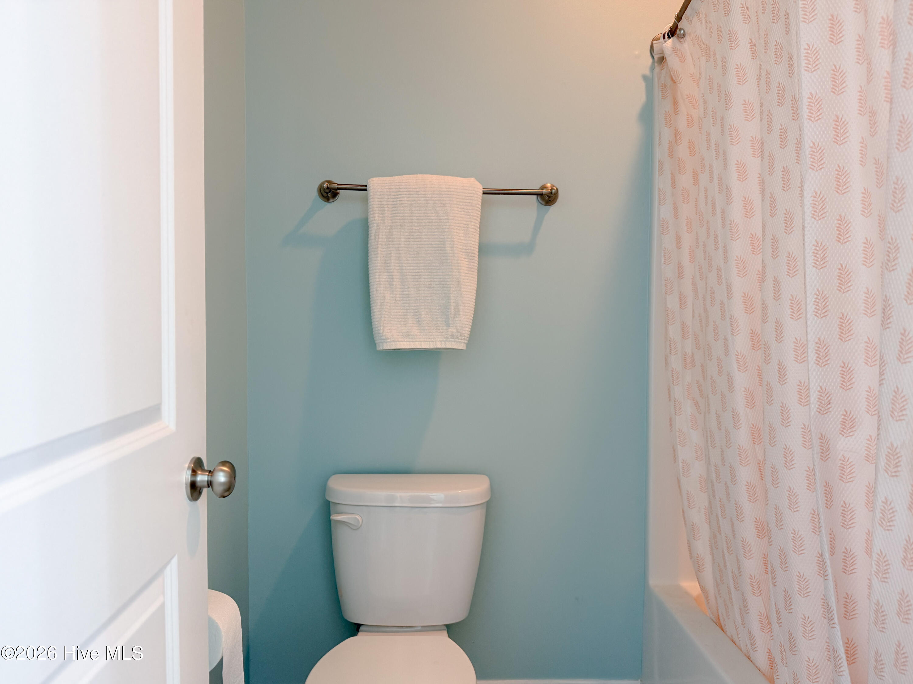 100569259 | Photo 56