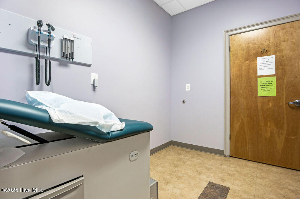 4275 Western Boulevard, Jacksonville, NC, 28546