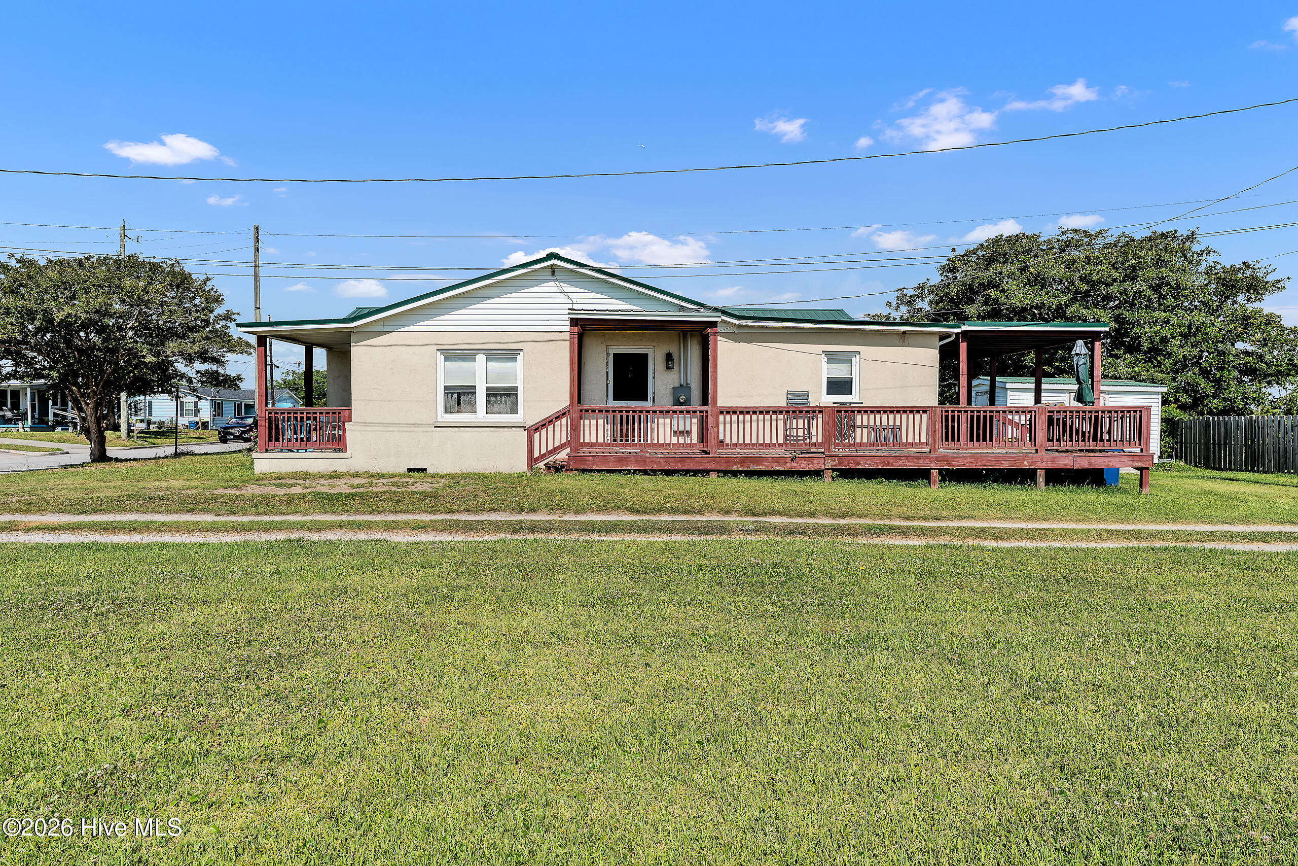 1st image of 1004 Avery St, Morehead City, NC 28557 | MLS# 100584655