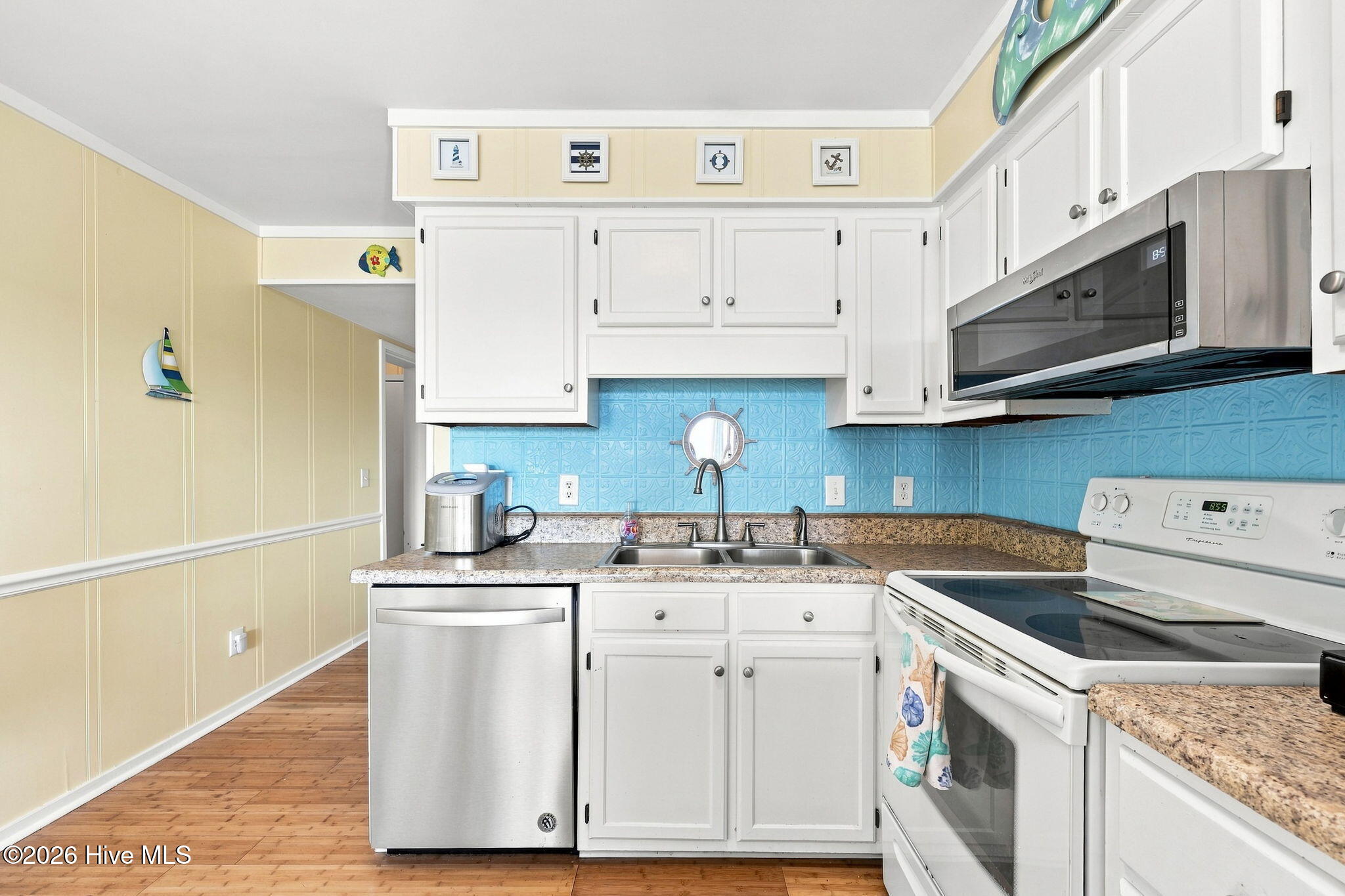 1904 E Fort Macon Road 301,Atlantic Beach