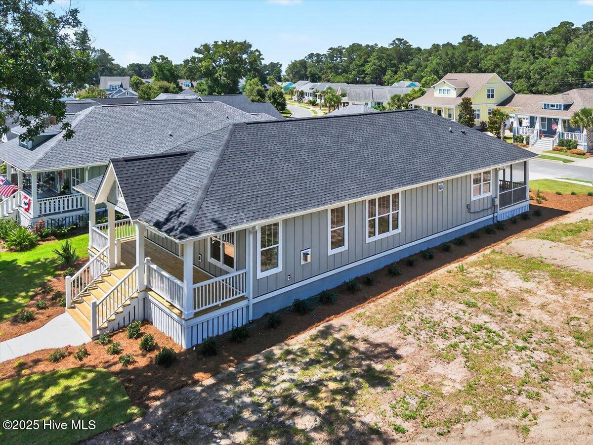 100504765 | Photo 57