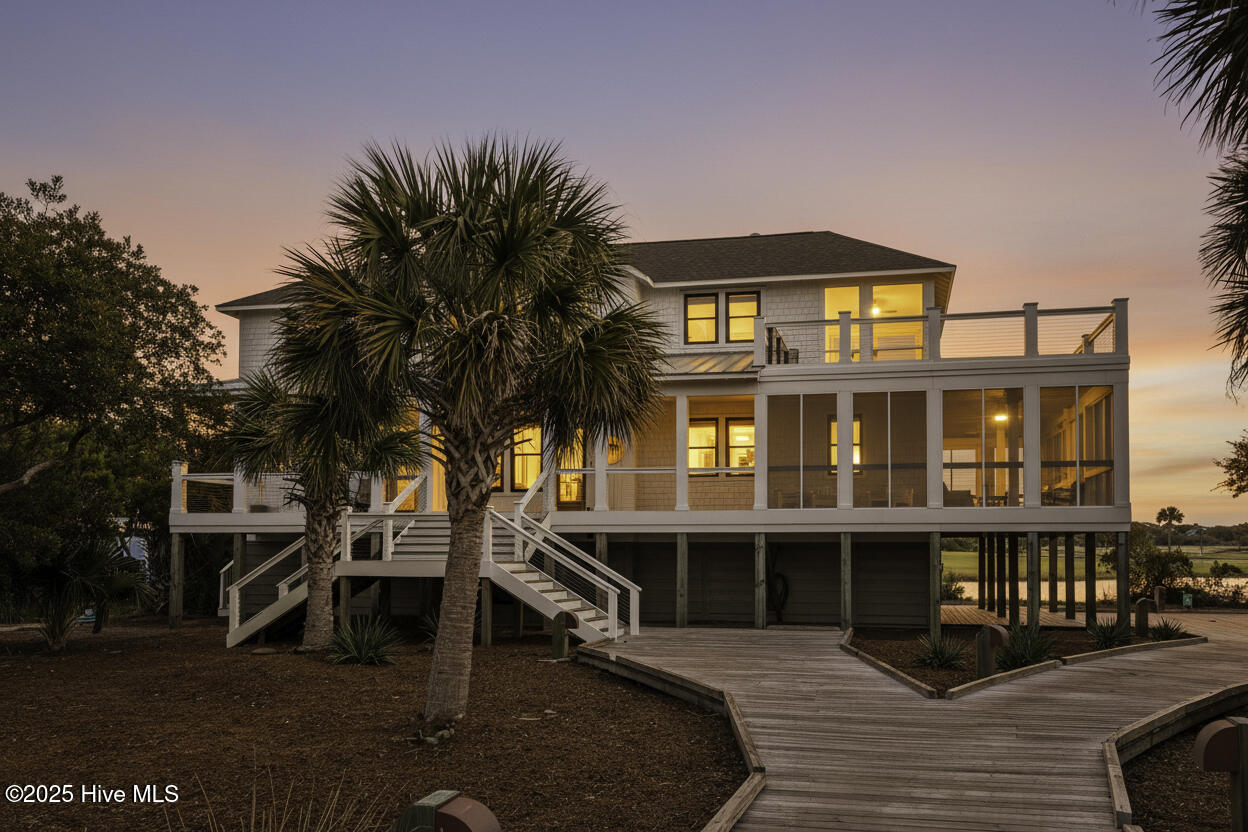 100541250 | Photo 86