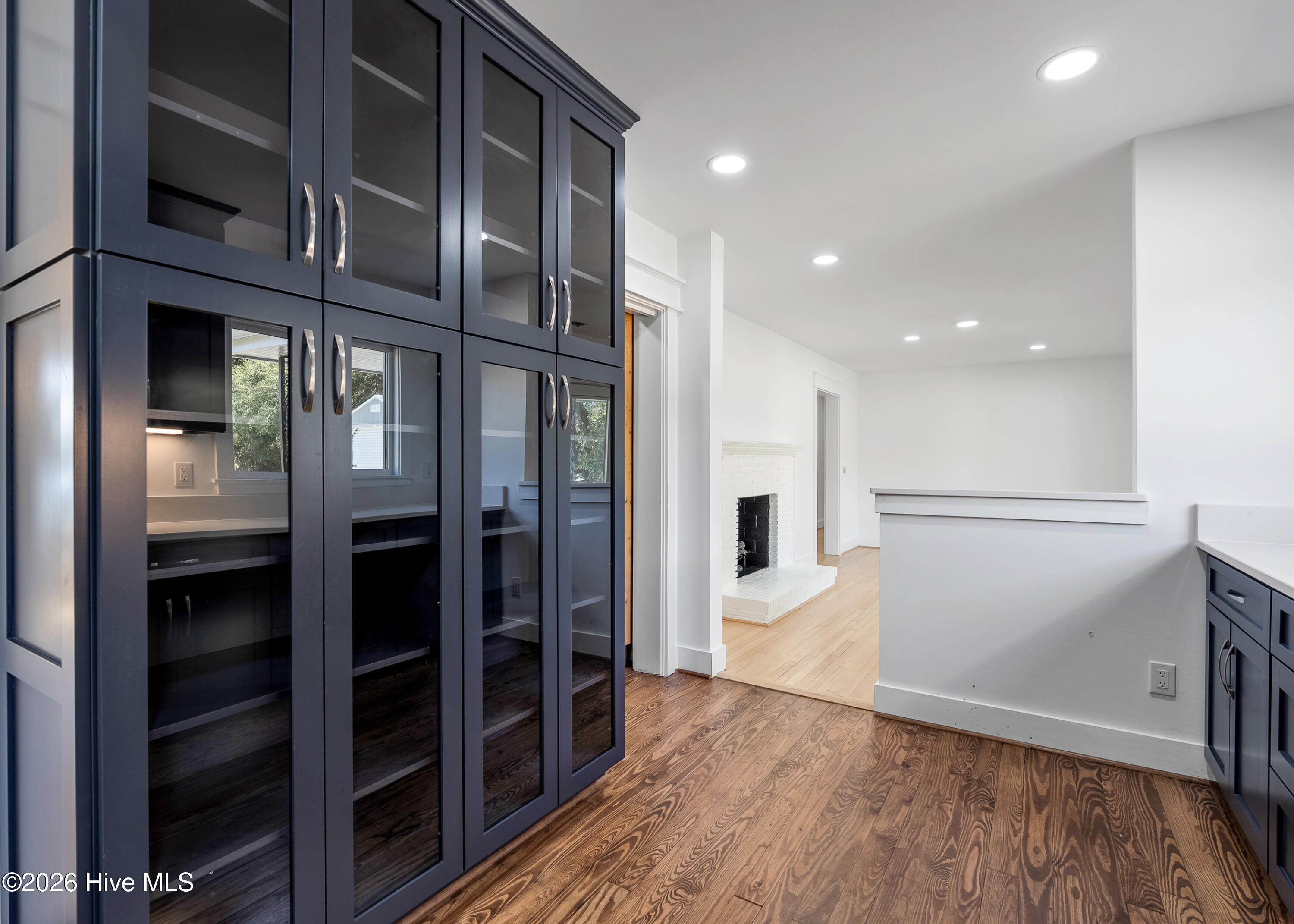 100559476 | Photo 17