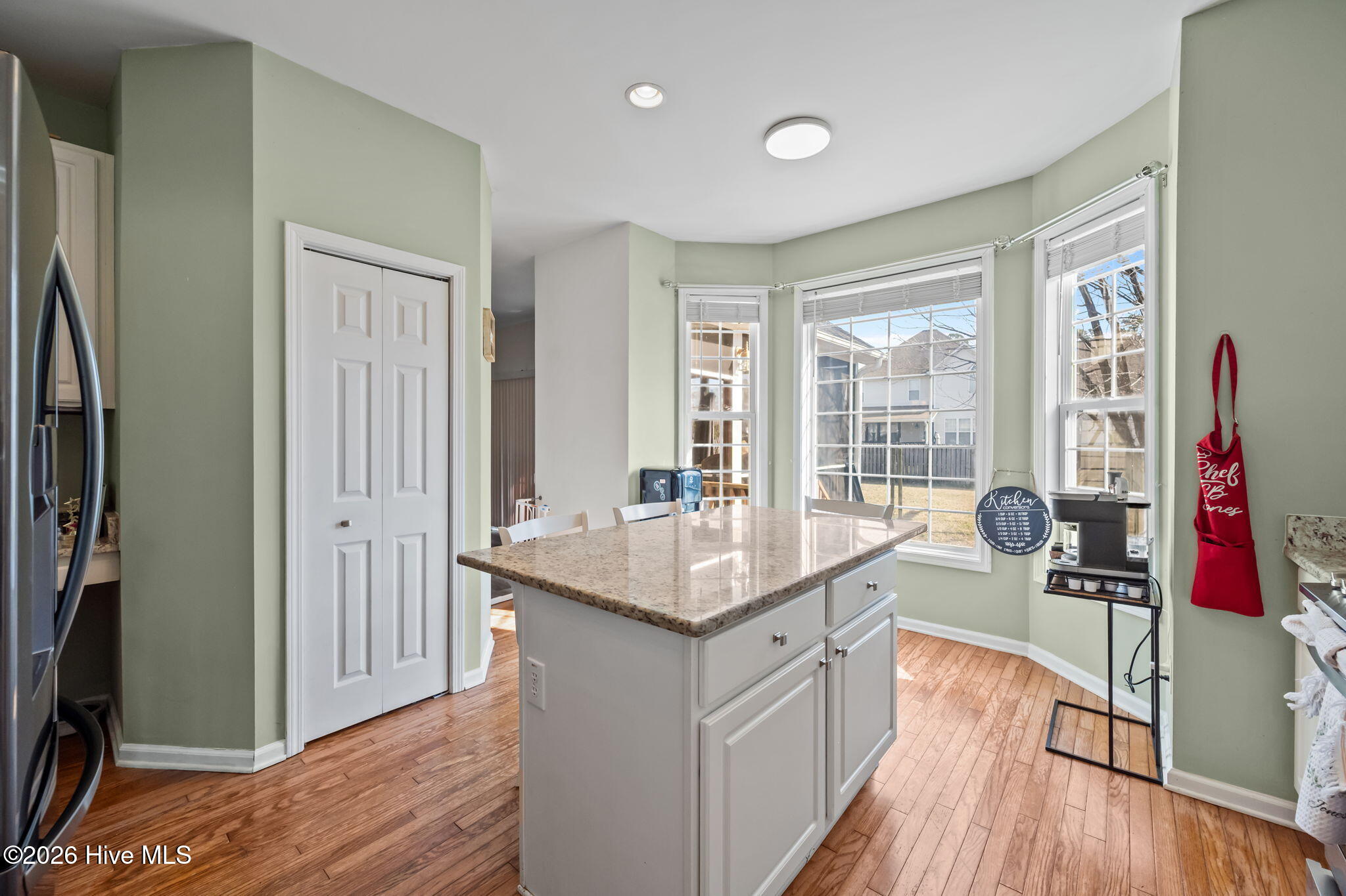 100552924 | Photo 12