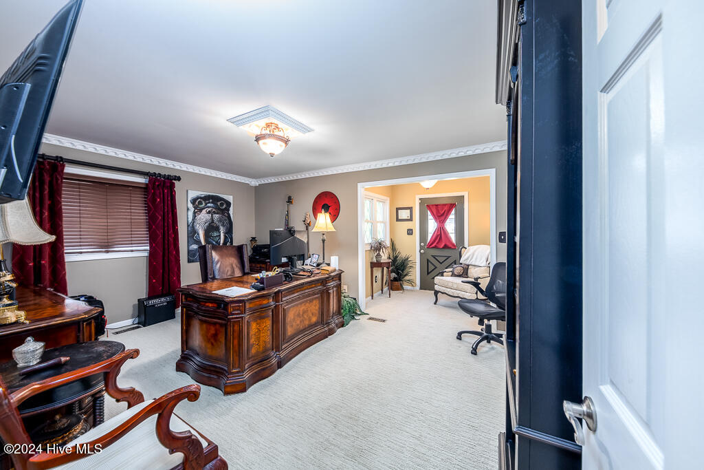 121 Harbour Drive,Hubert