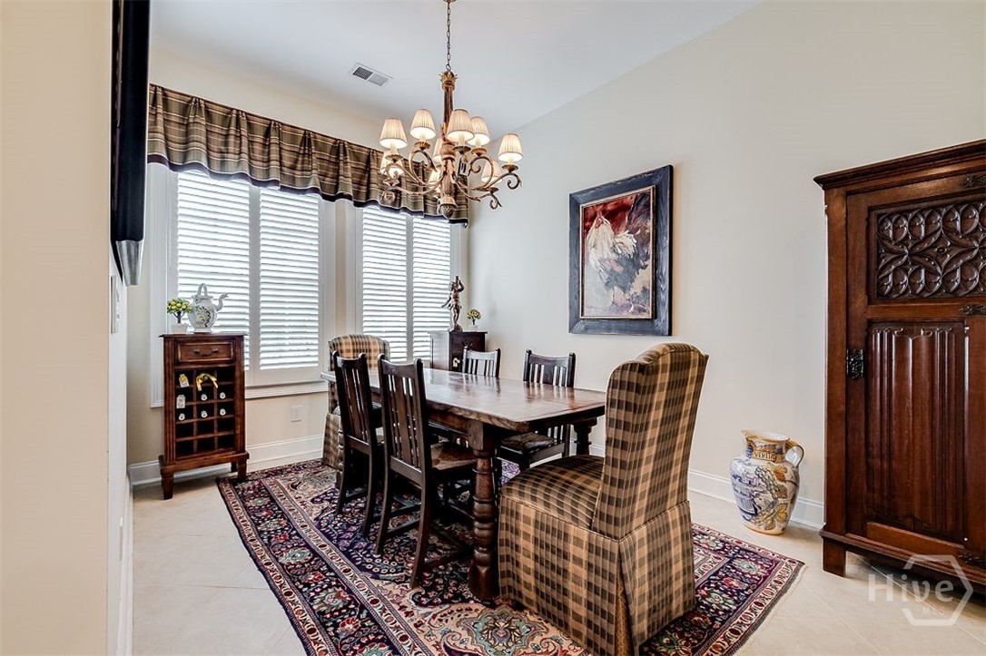 Breakfast Room