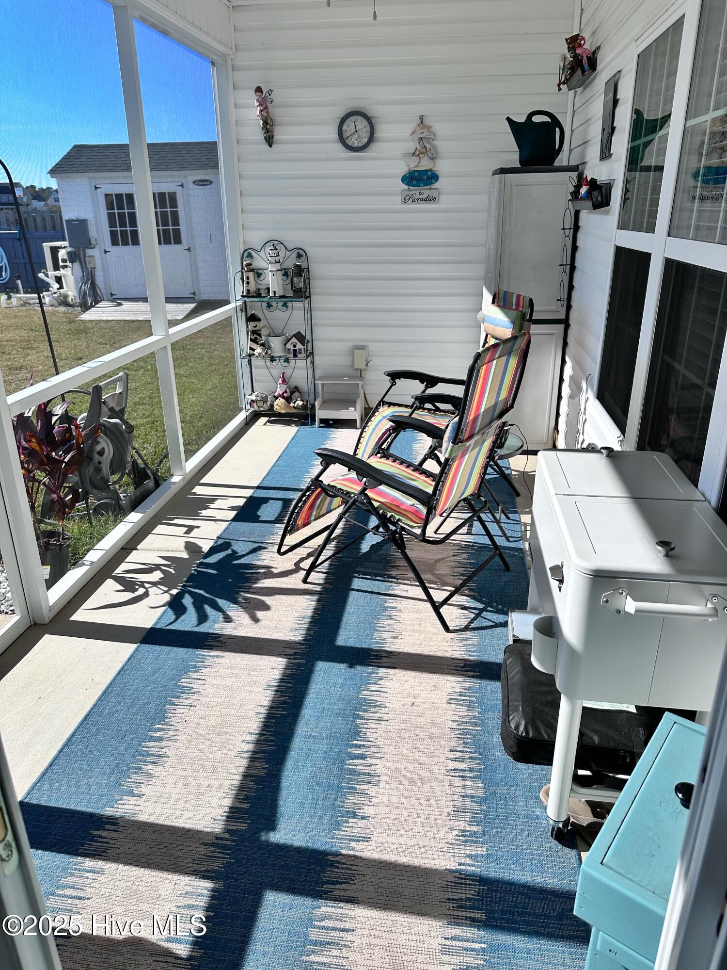 100540901 | Photo 70