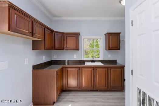 100512300 | Photo 32