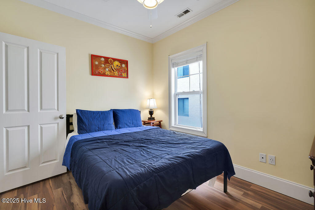 100531453 | Photo 31