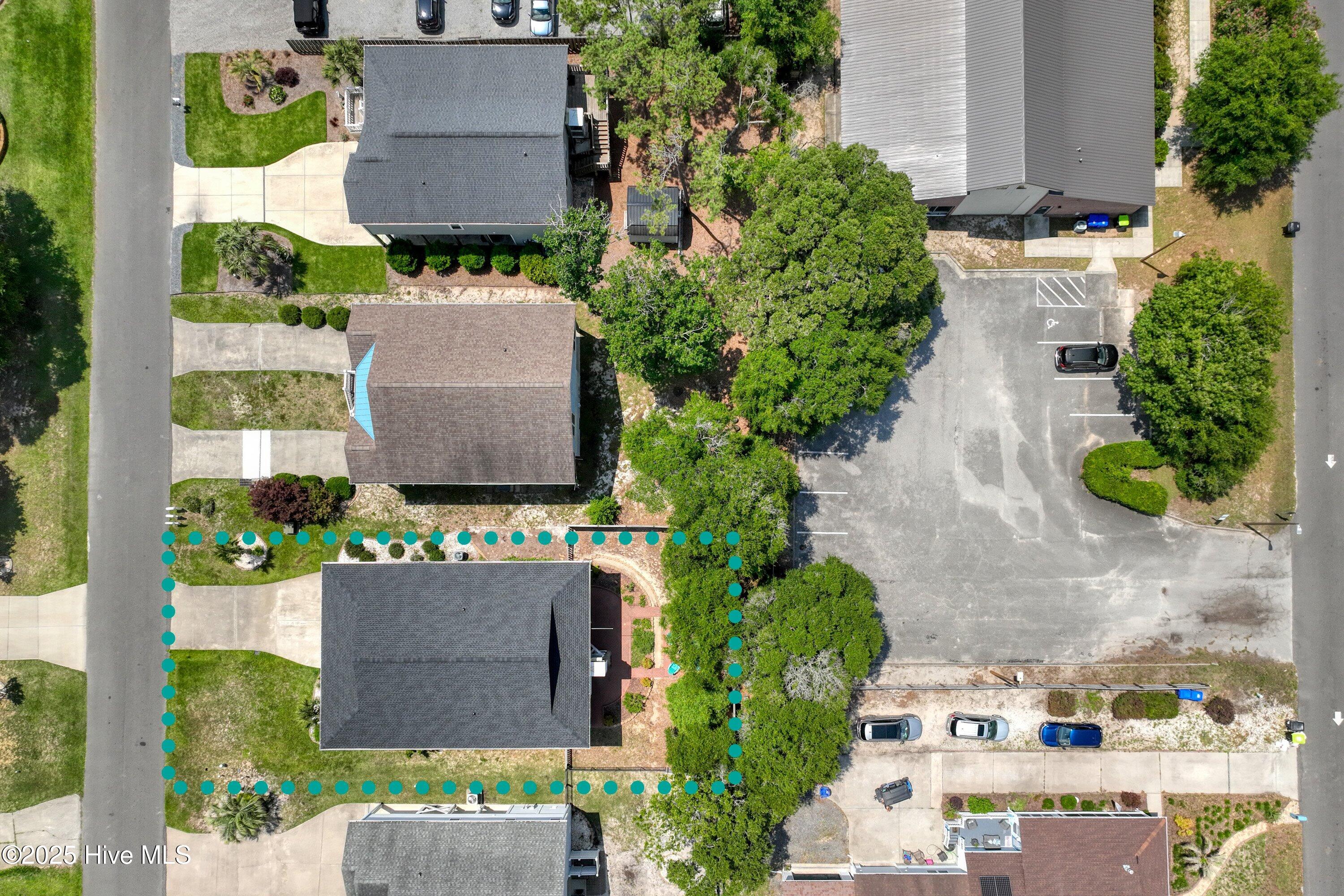 100541336 | Photo 46