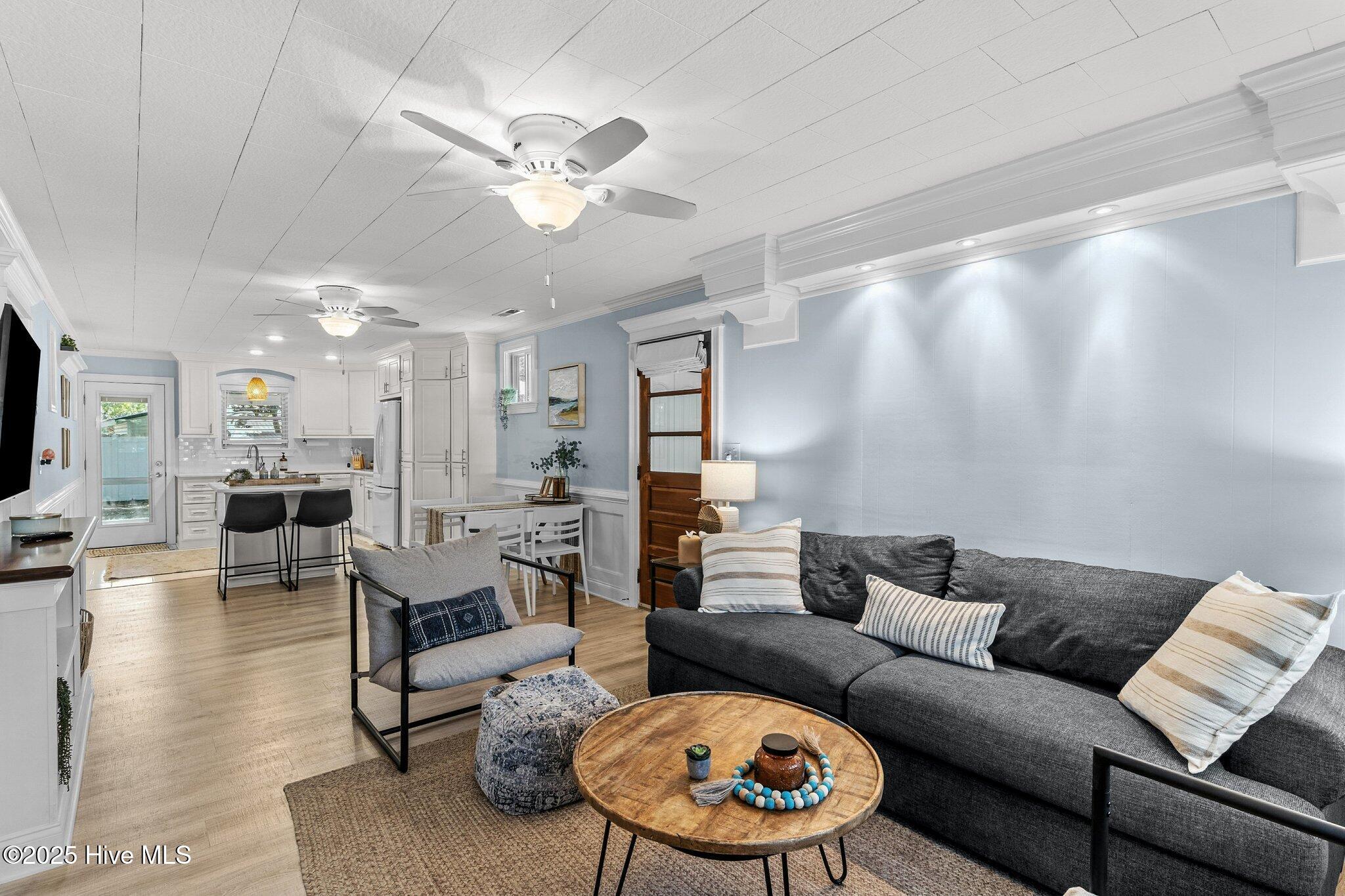 100514497 | Photo 43