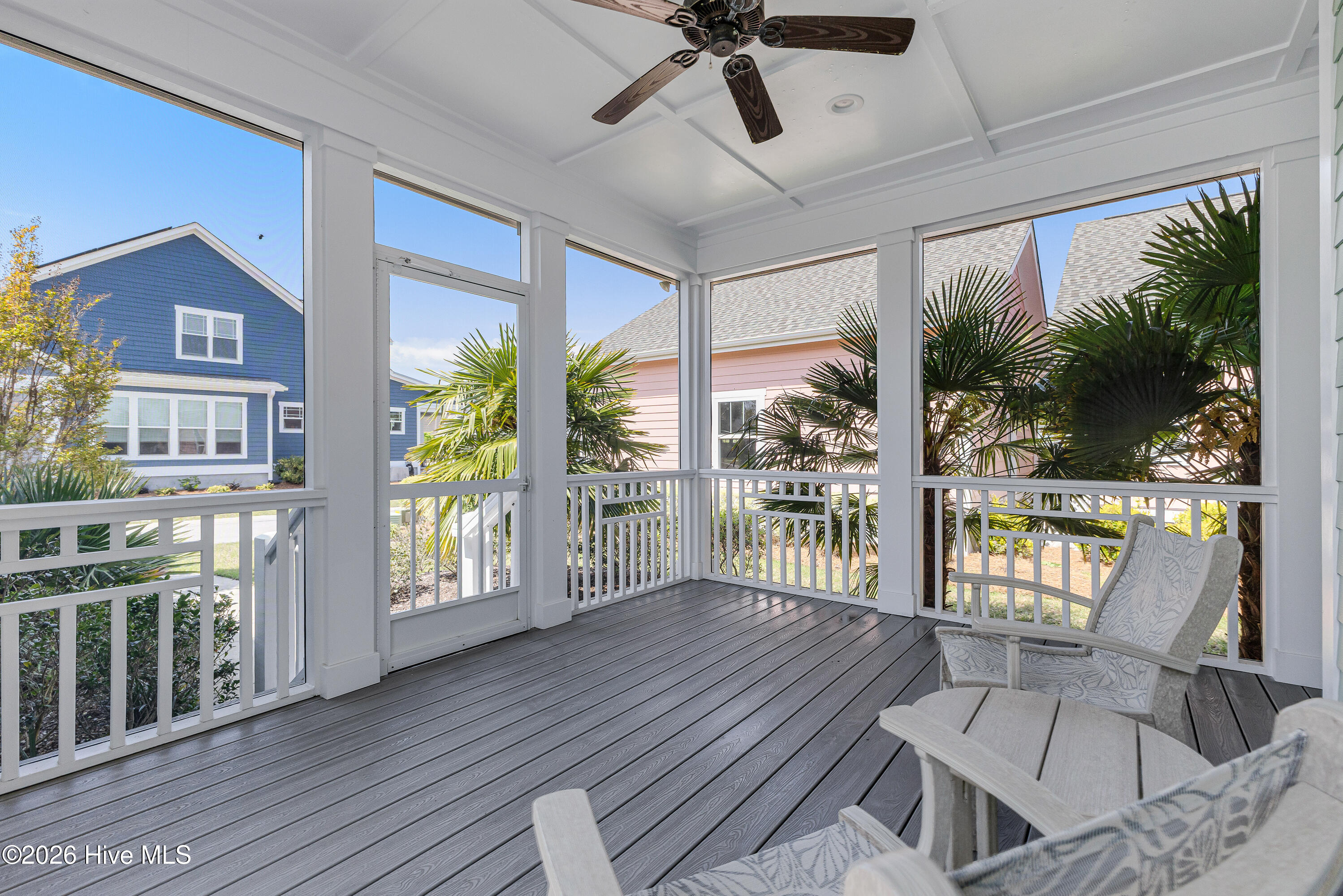 100564623 | Photo 24