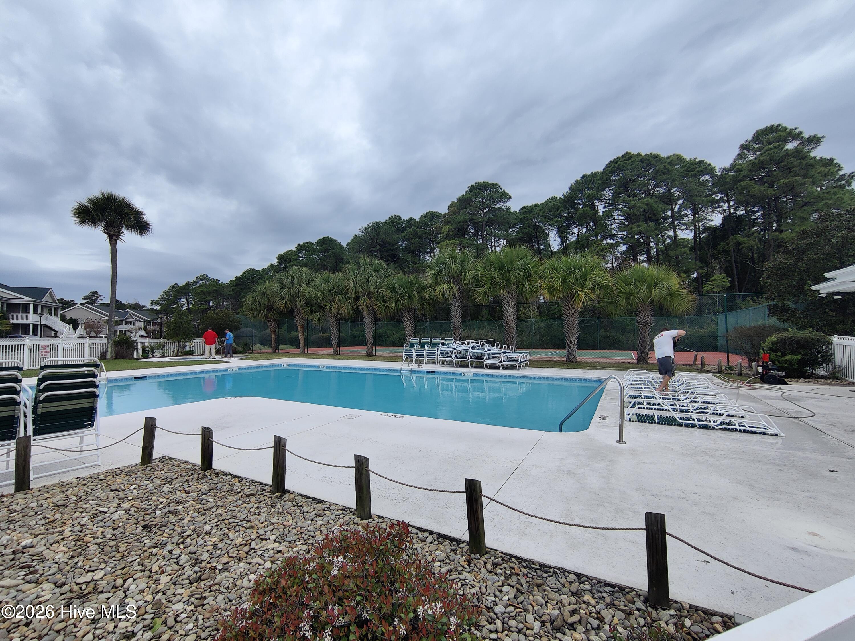 100560065 | Photo 24