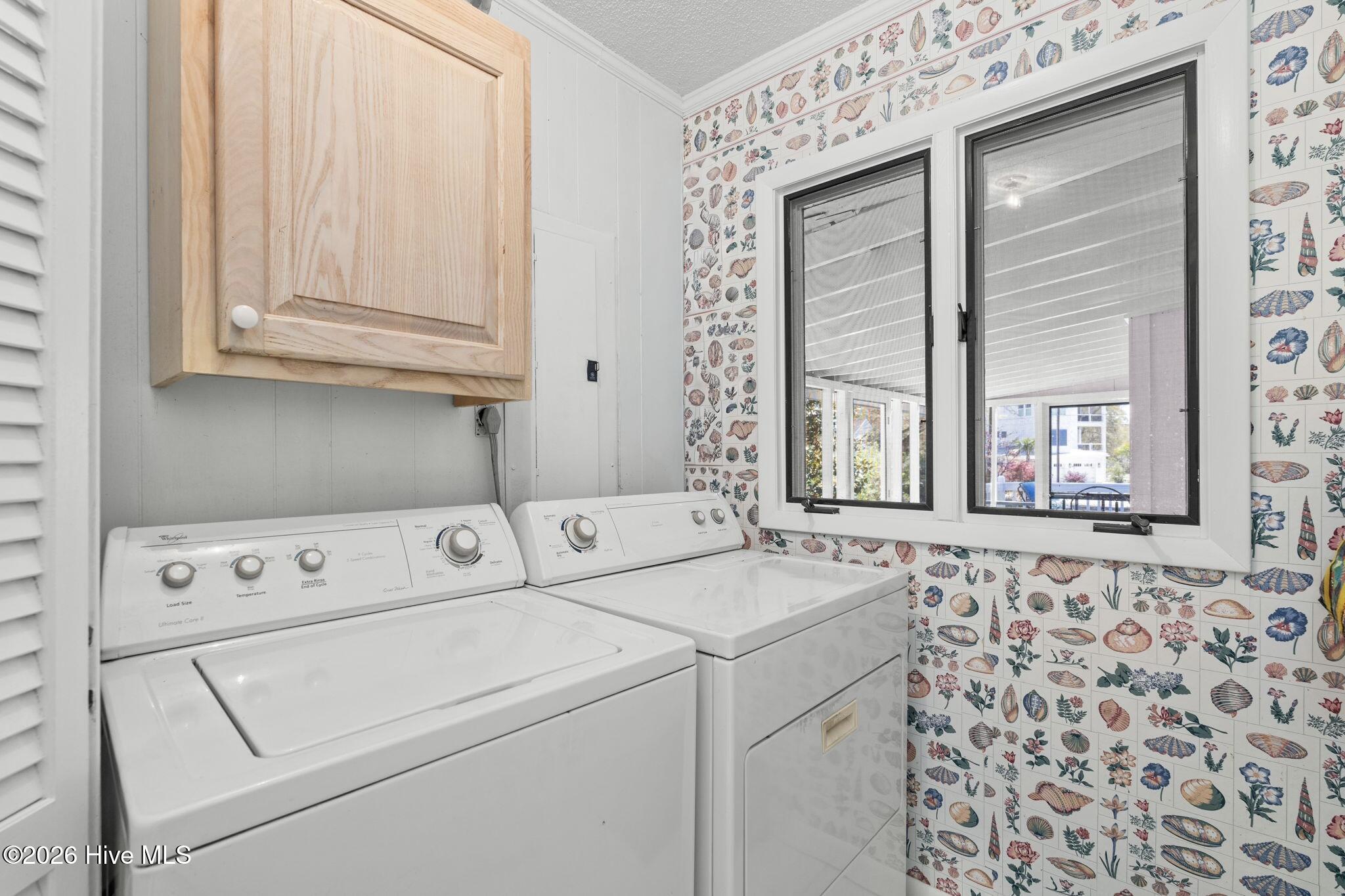 100561830 | Photo 26