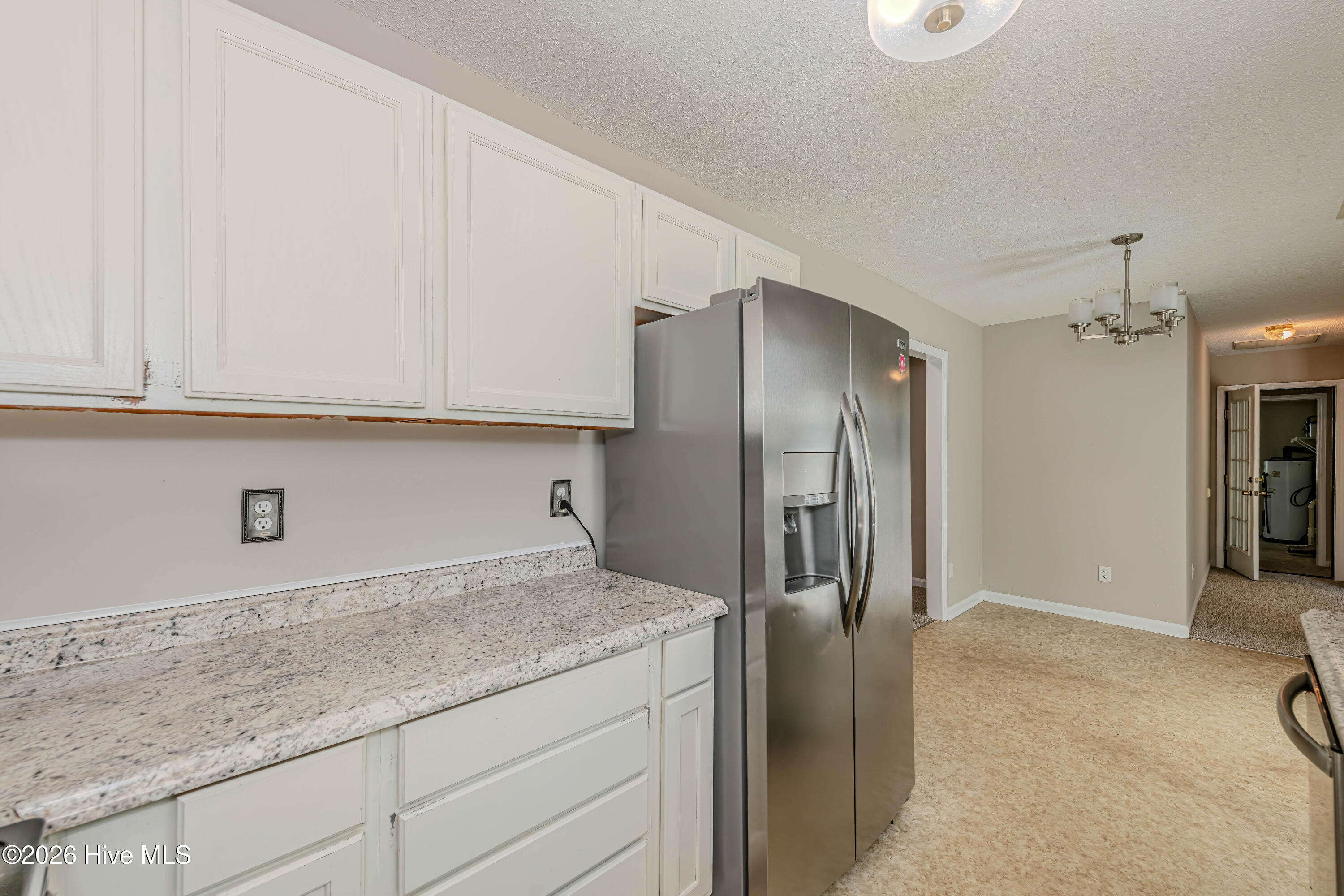 100568106 | Photo 25