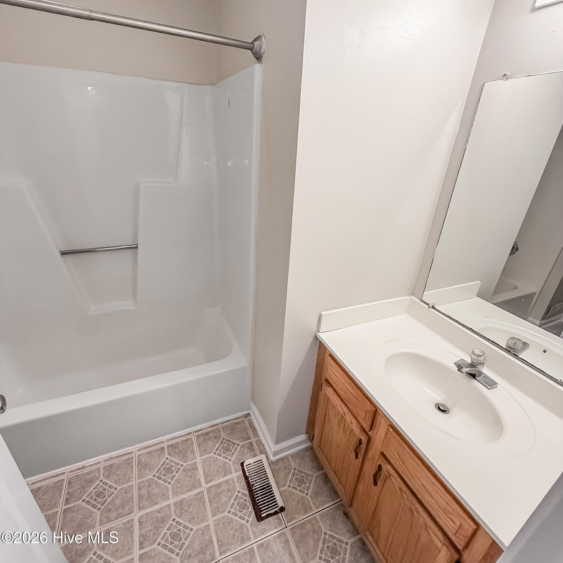 2903 Cedar Creek Road UNIT Apt G, Greenville, NC, 27834