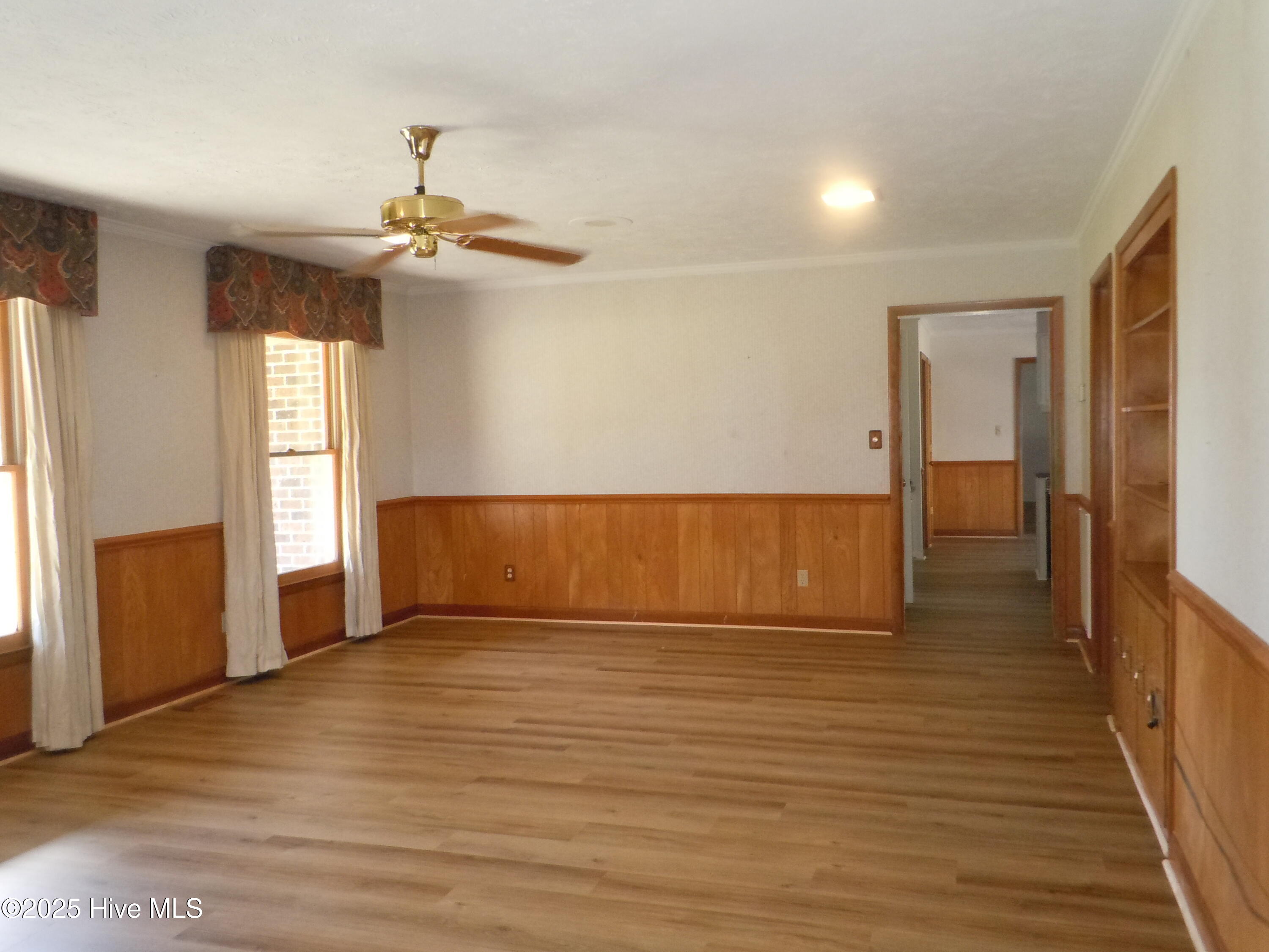 100533053 | Photo 11