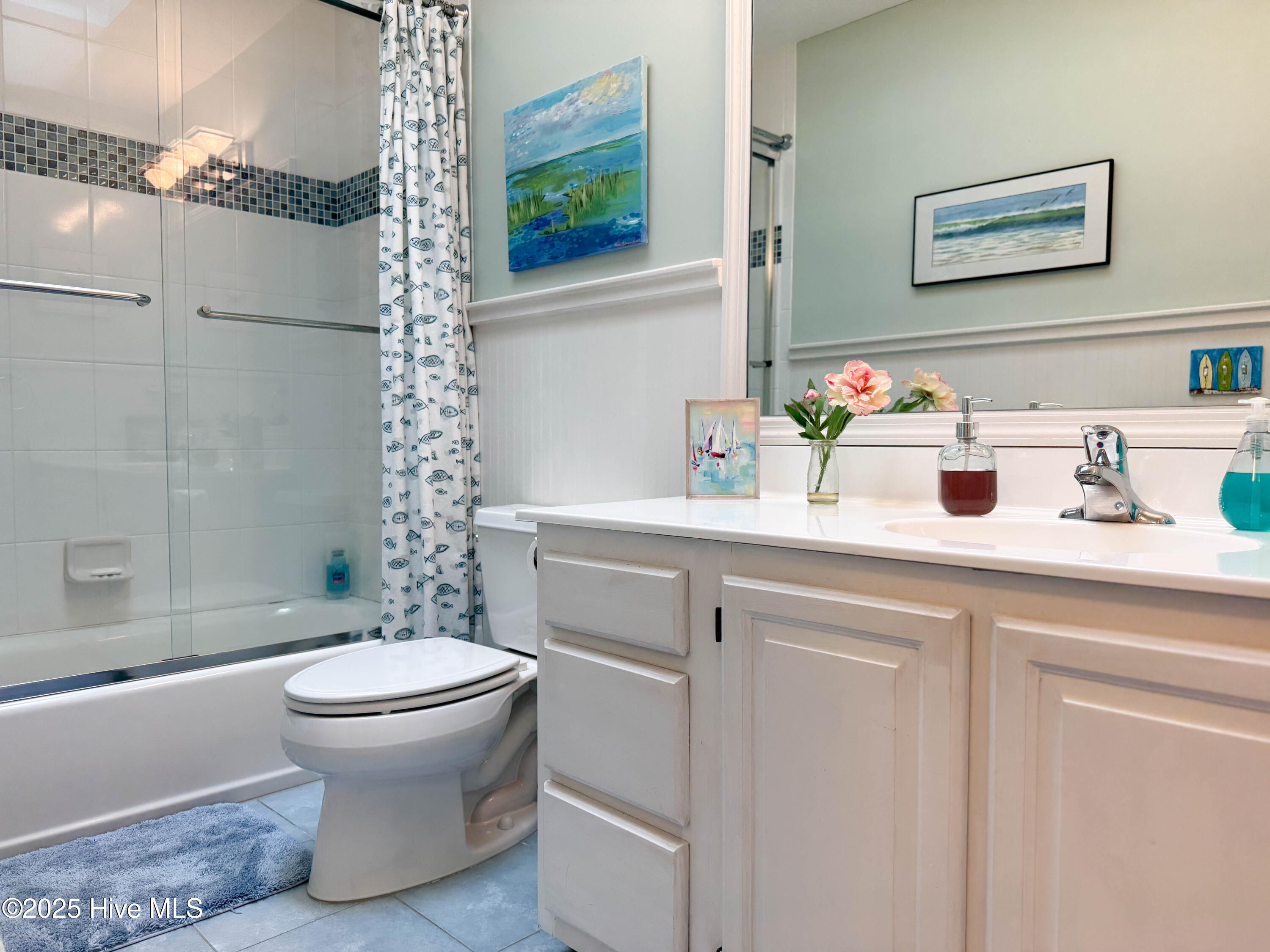 100538841 | Photo 45