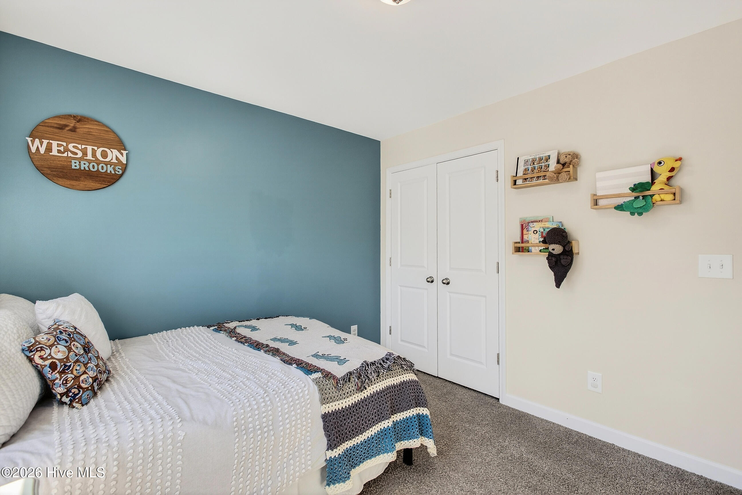 100558080 | Photo 30