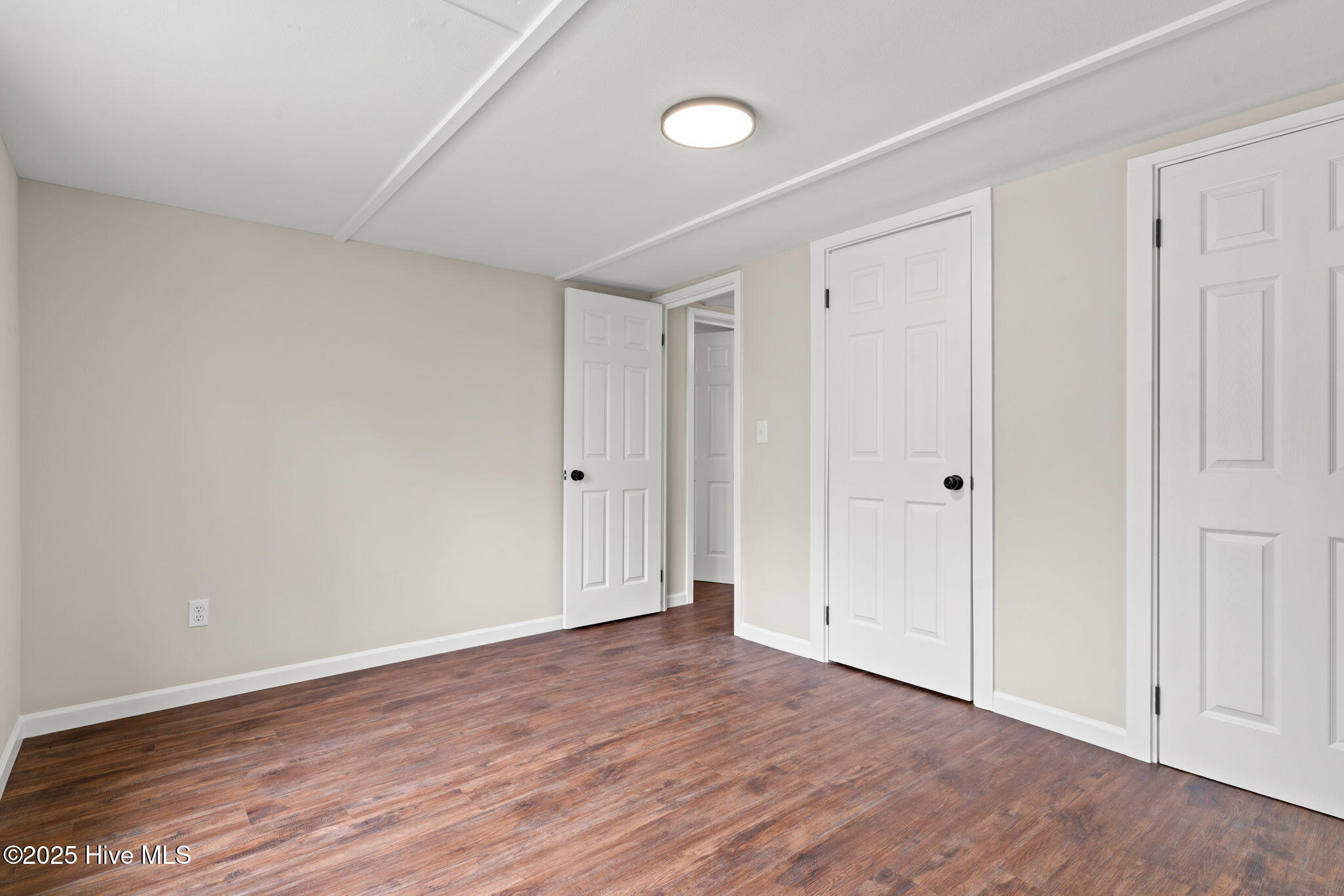 100514432 | Photo 18