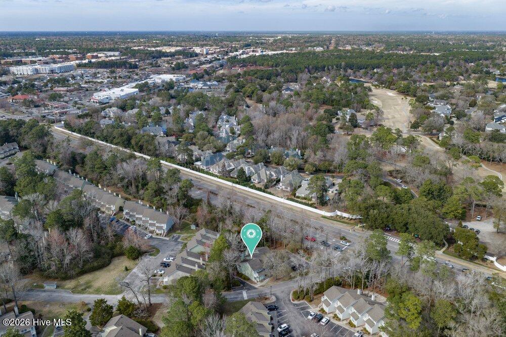 100558387 | Photo 36