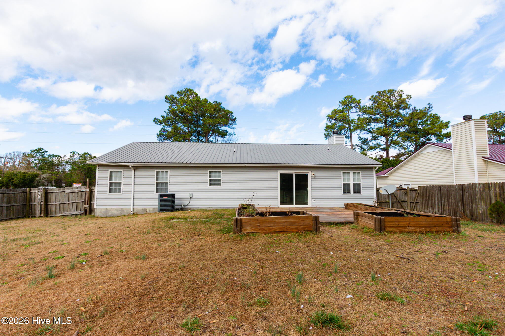 100550624 | Photo 37