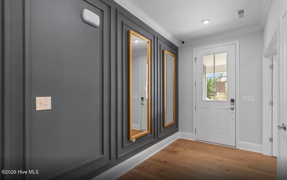 100557124 | Photo 24