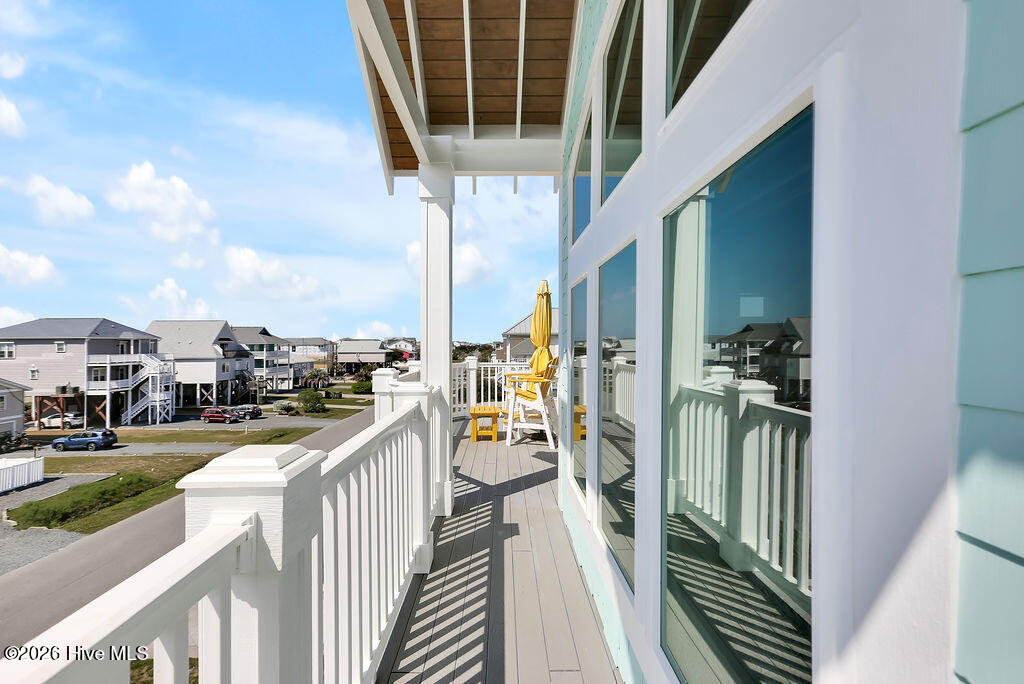 100564206 | Photo 46