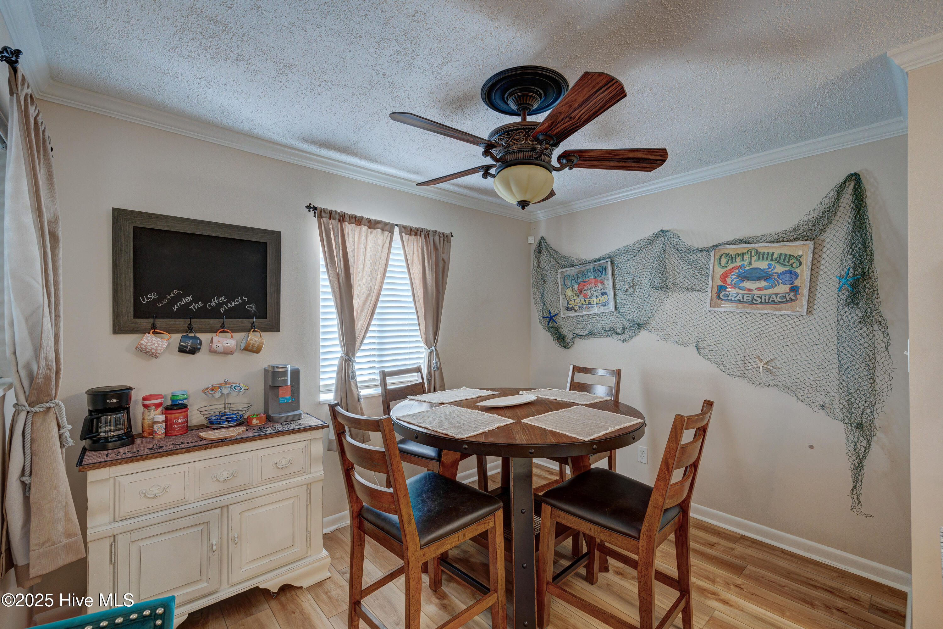 100535868 | Photo 14