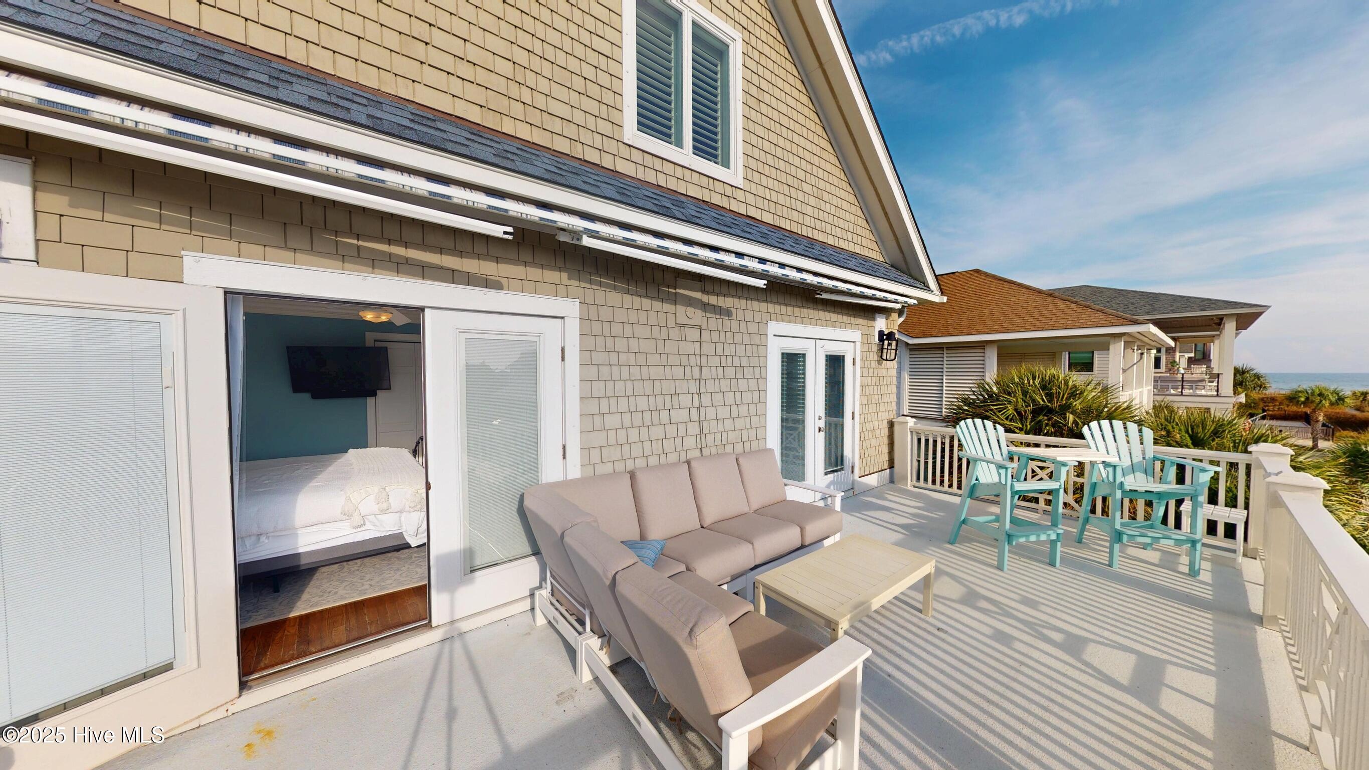 100543231 | Photo 58