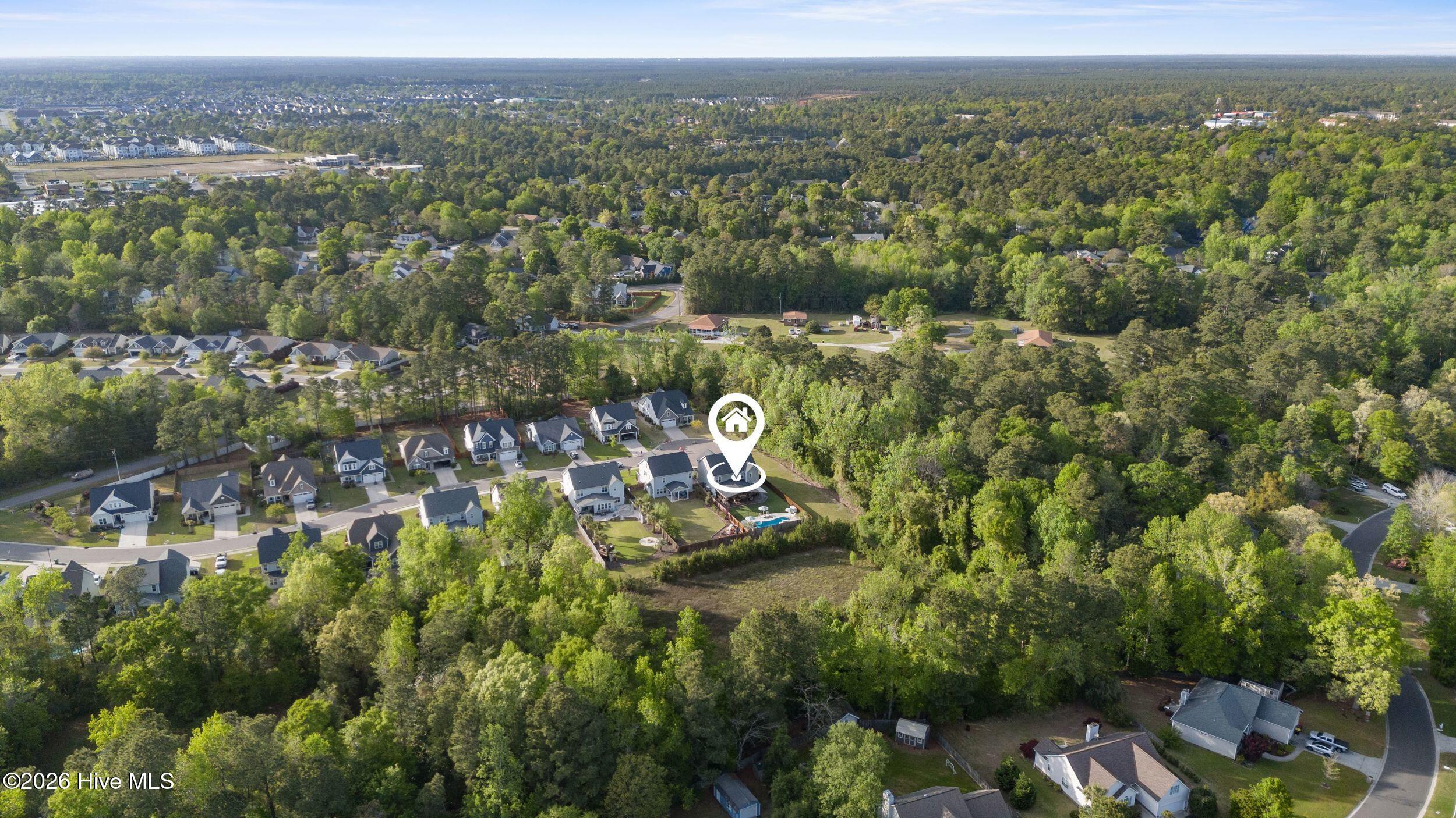 100566940 | Photo 115