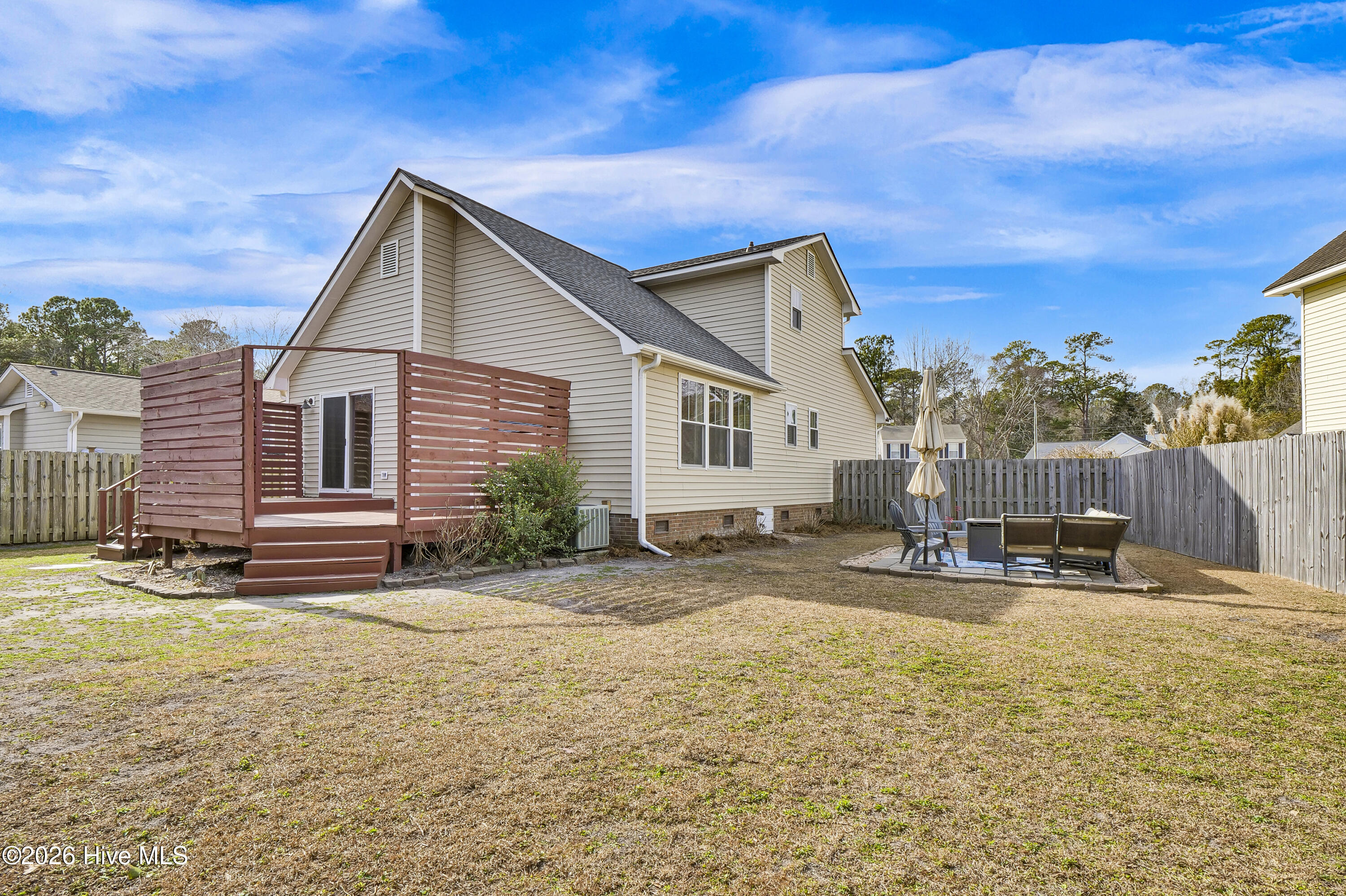 100551025 | Photo 30