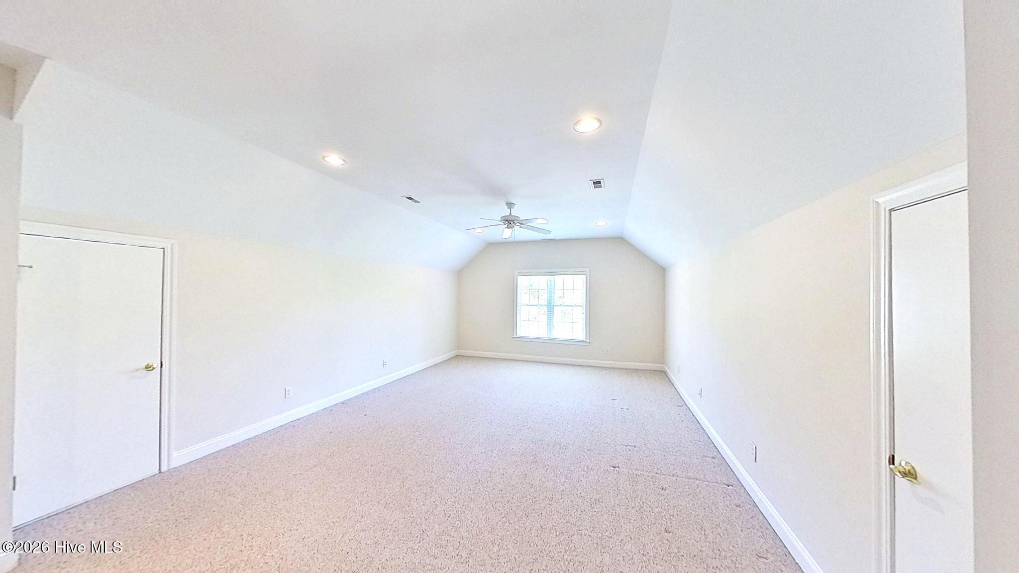 68-web-or-mls-3505-Denim-Ct-New-Bern-NC-