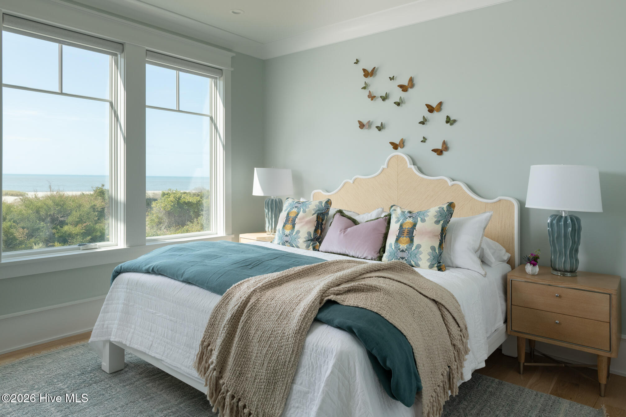 100569971 | Photo 13