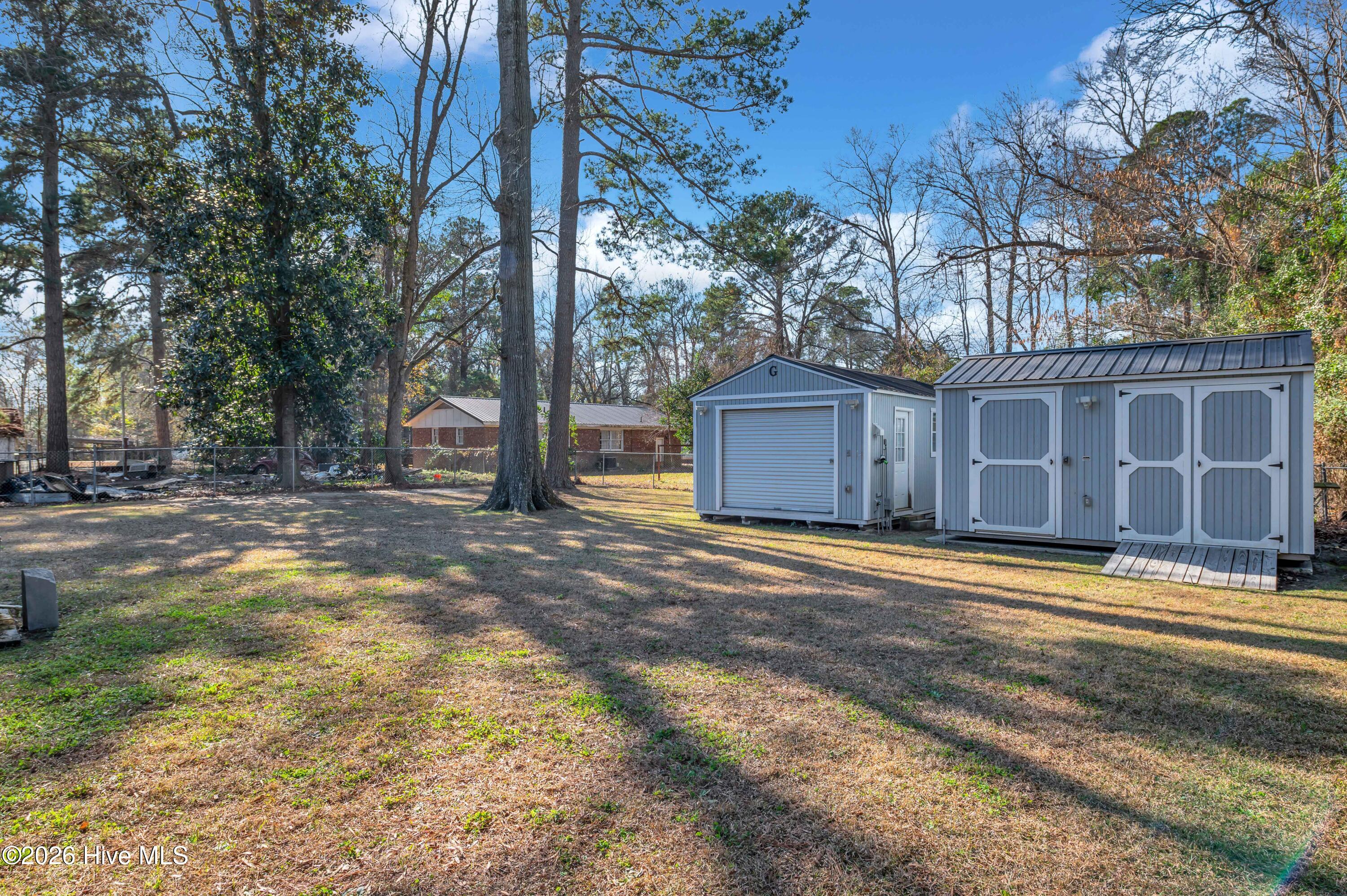 100547625 | Photo 35