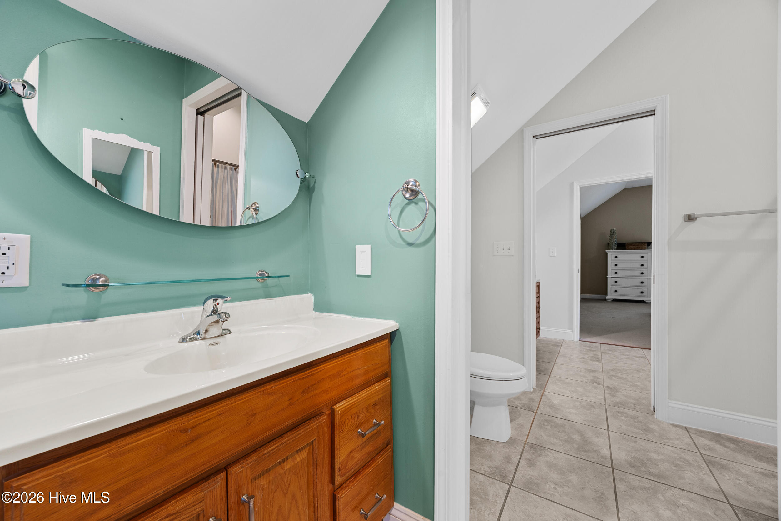 100567542 | Photo 49